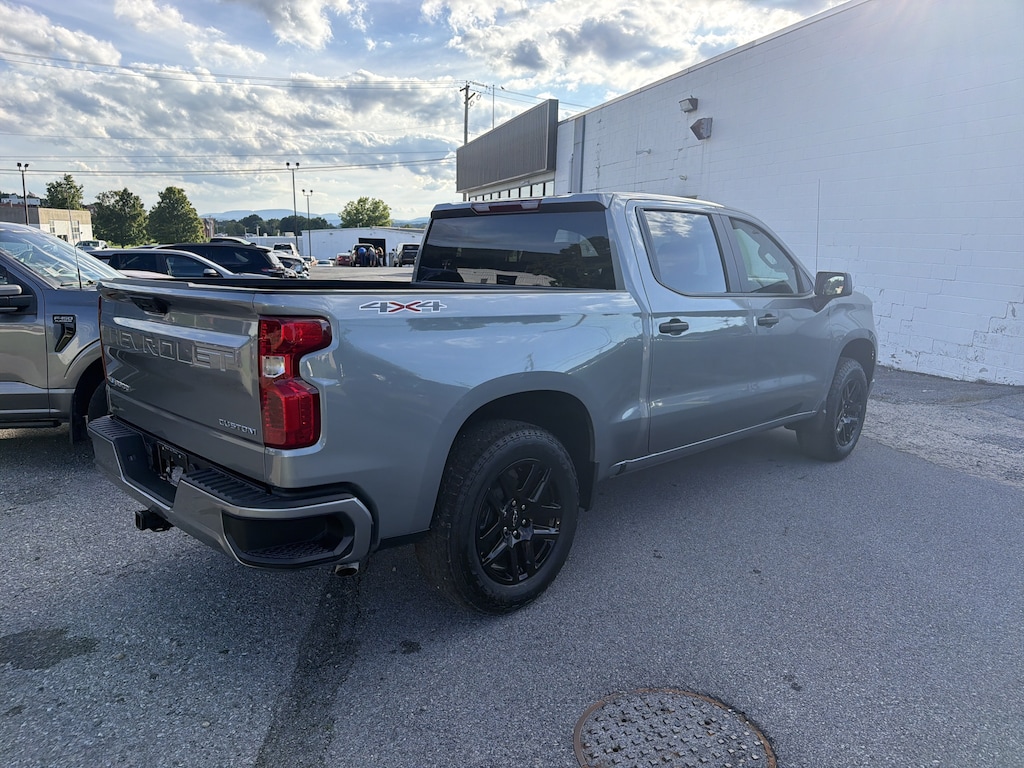 New 2026 Chevrolet Silverado 1500 Custom Truck