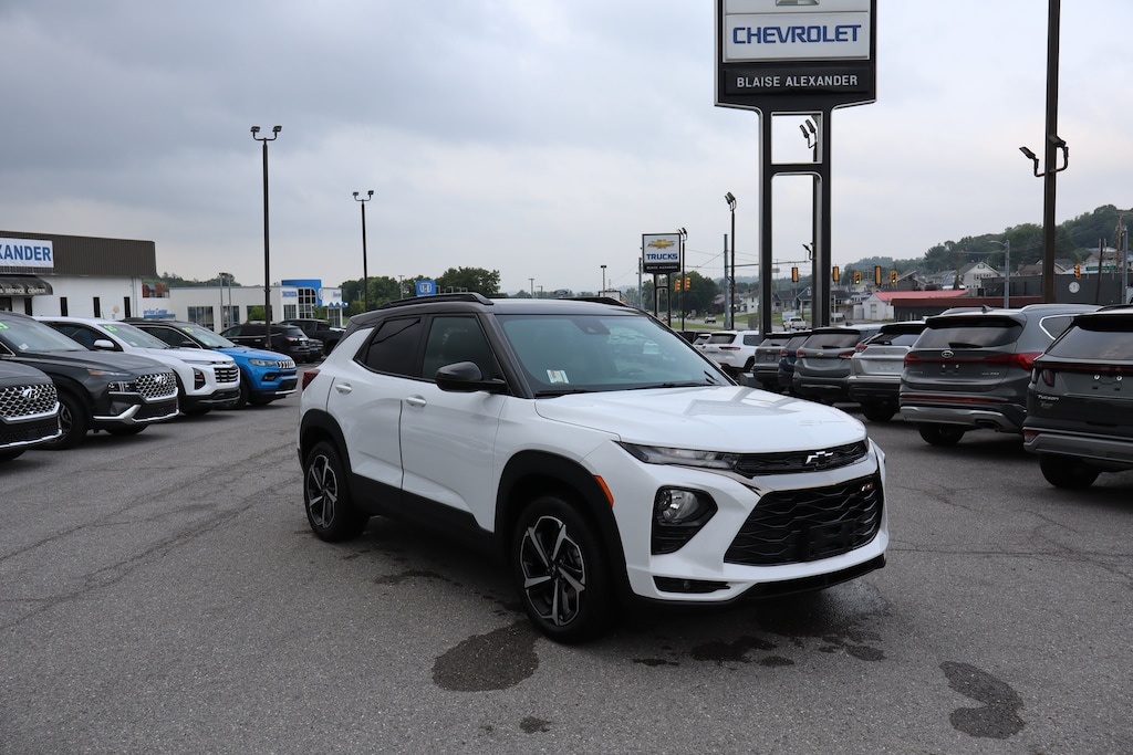 Used 2023 Chevrolet Trailblazer RS SUV