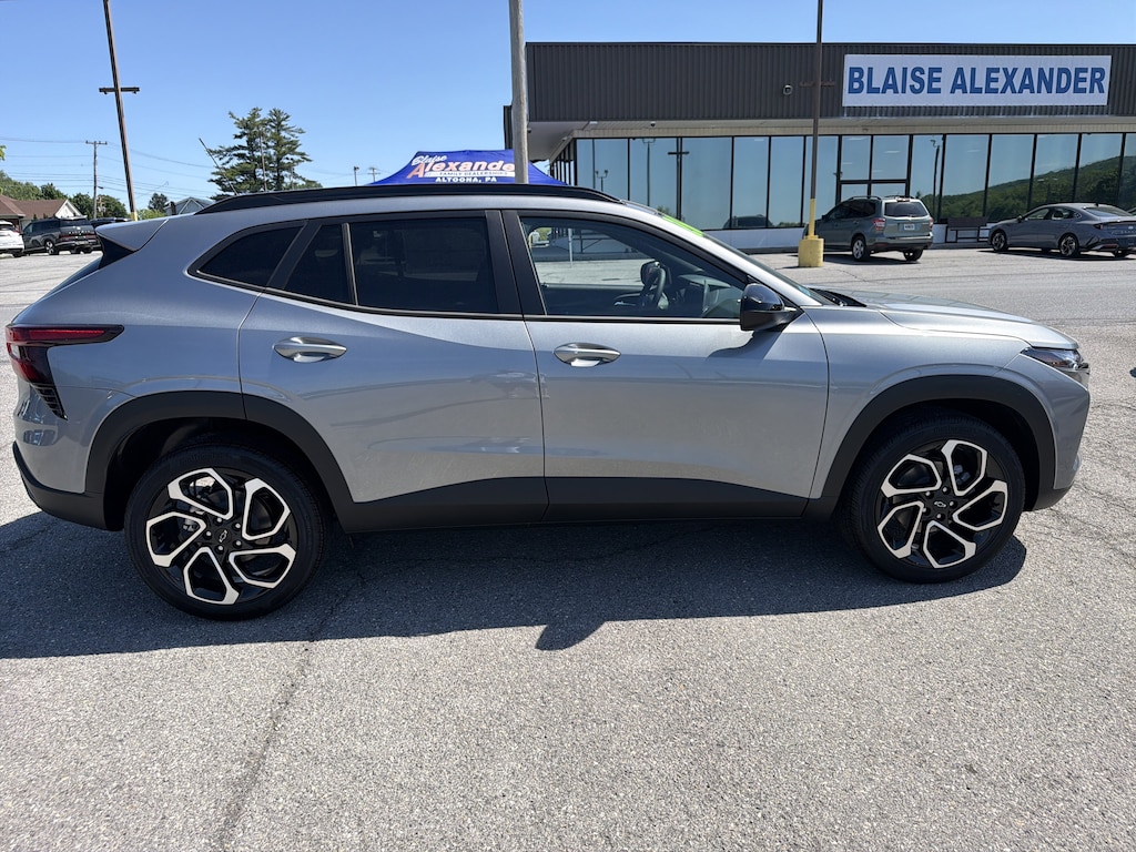 New 2026 Chevrolet Trax 2RS SUV