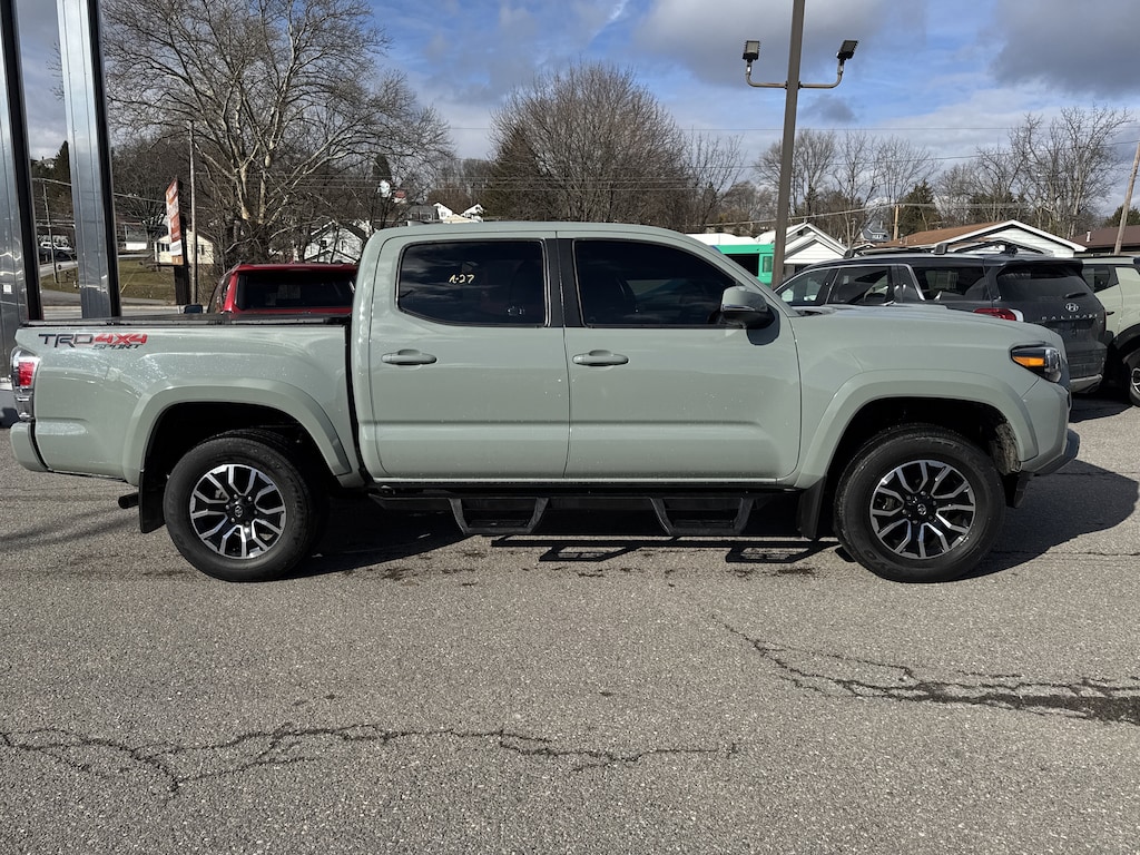 Used 2022 Toyota Tacoma 4WD SR Truck Double Cab