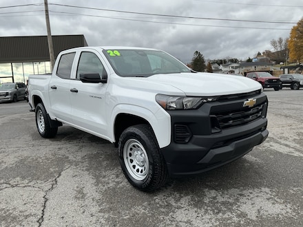 2024 Chevrolet Colorado WT Truck Crew Cab