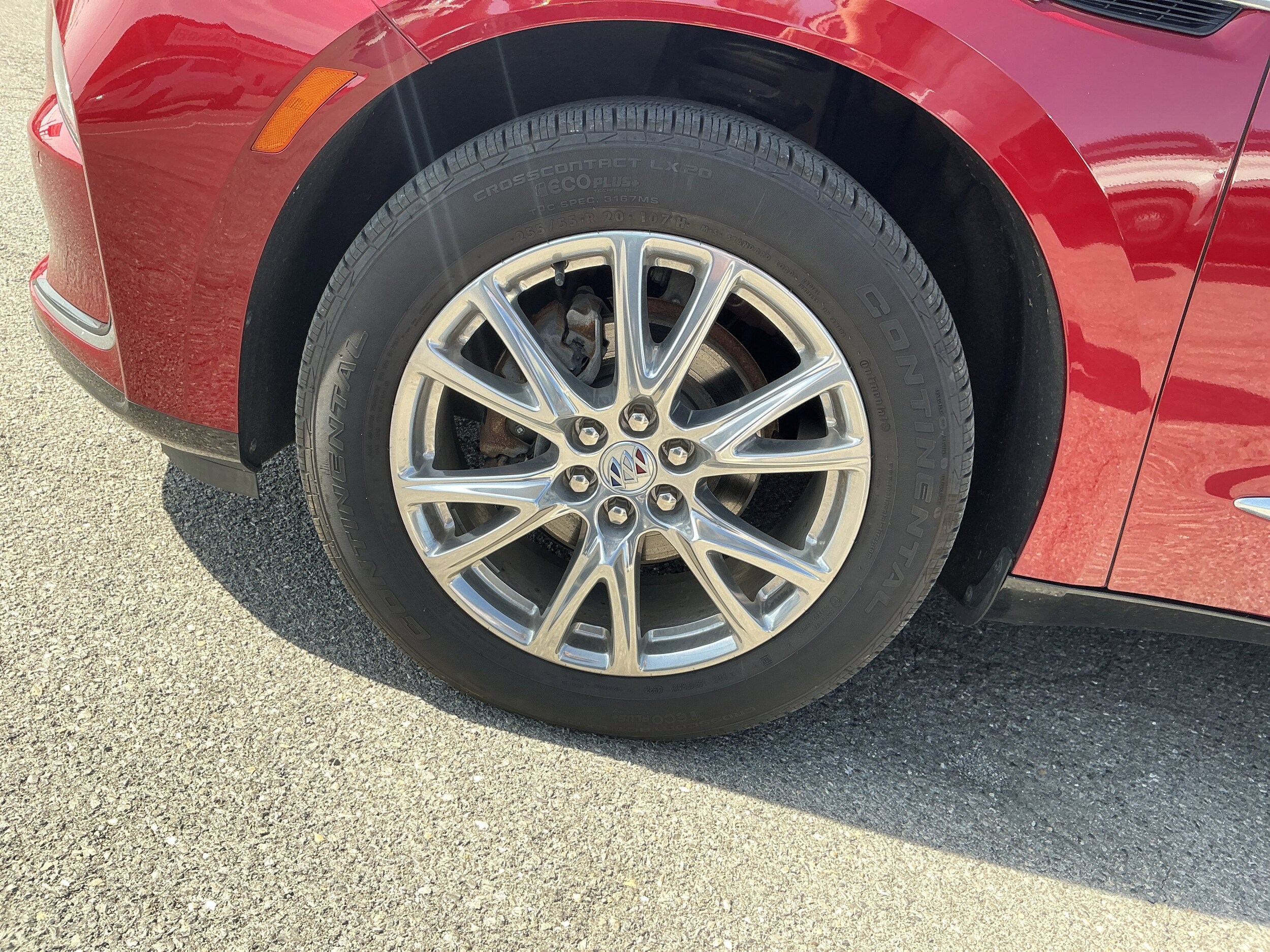 2023 Buick Enclave Premium photo 2