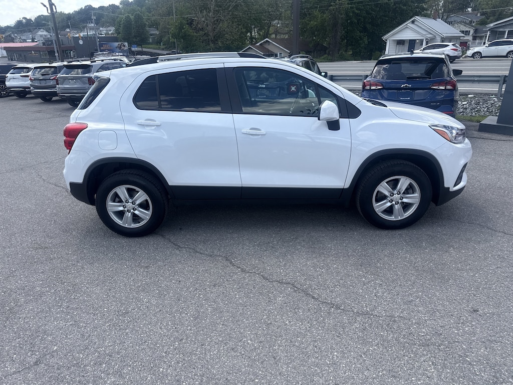 Used 2022 Chevrolet Trax LT SUV