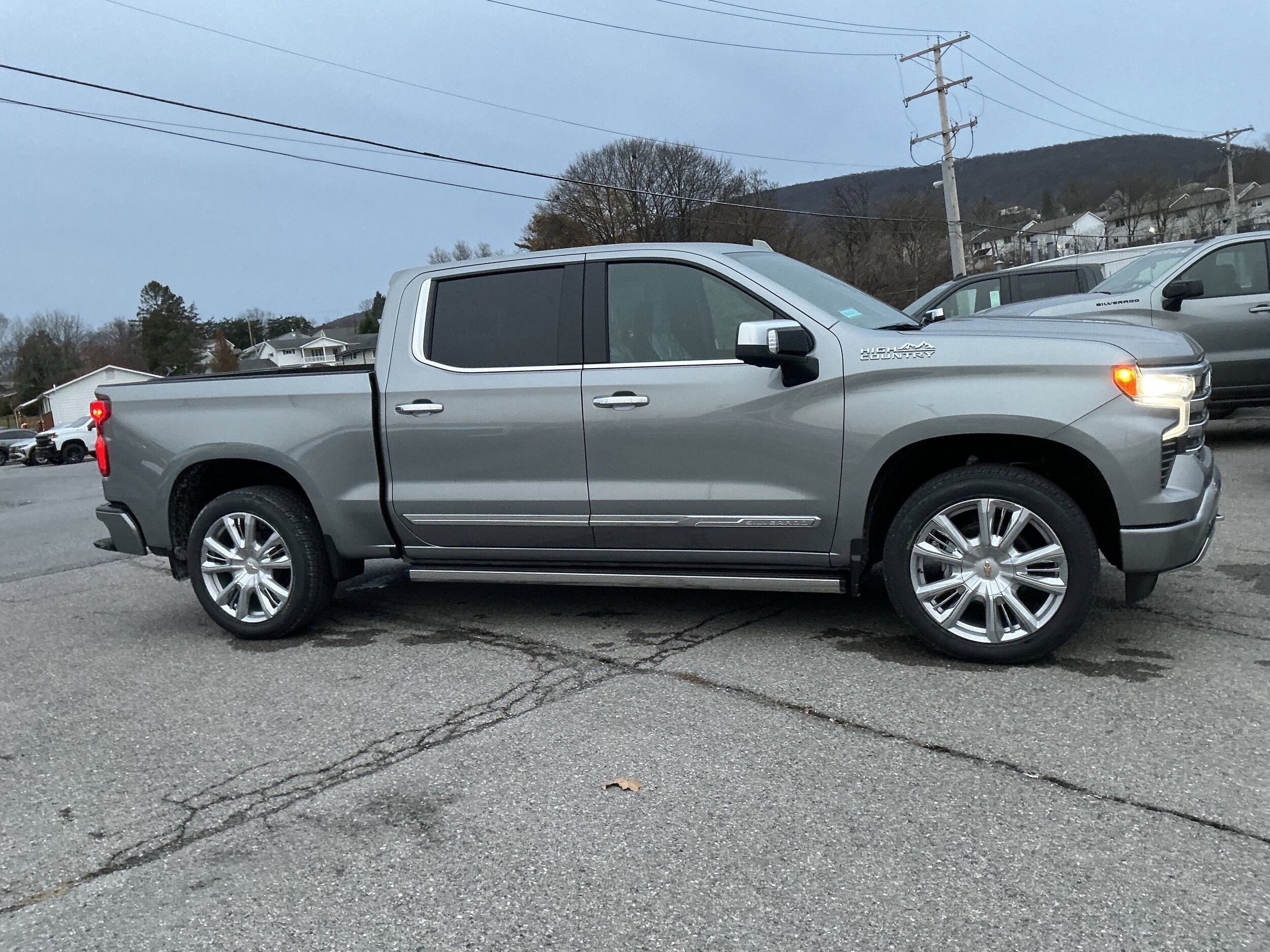 2026 Chevrolet Silverado 1500 High Country photo 2