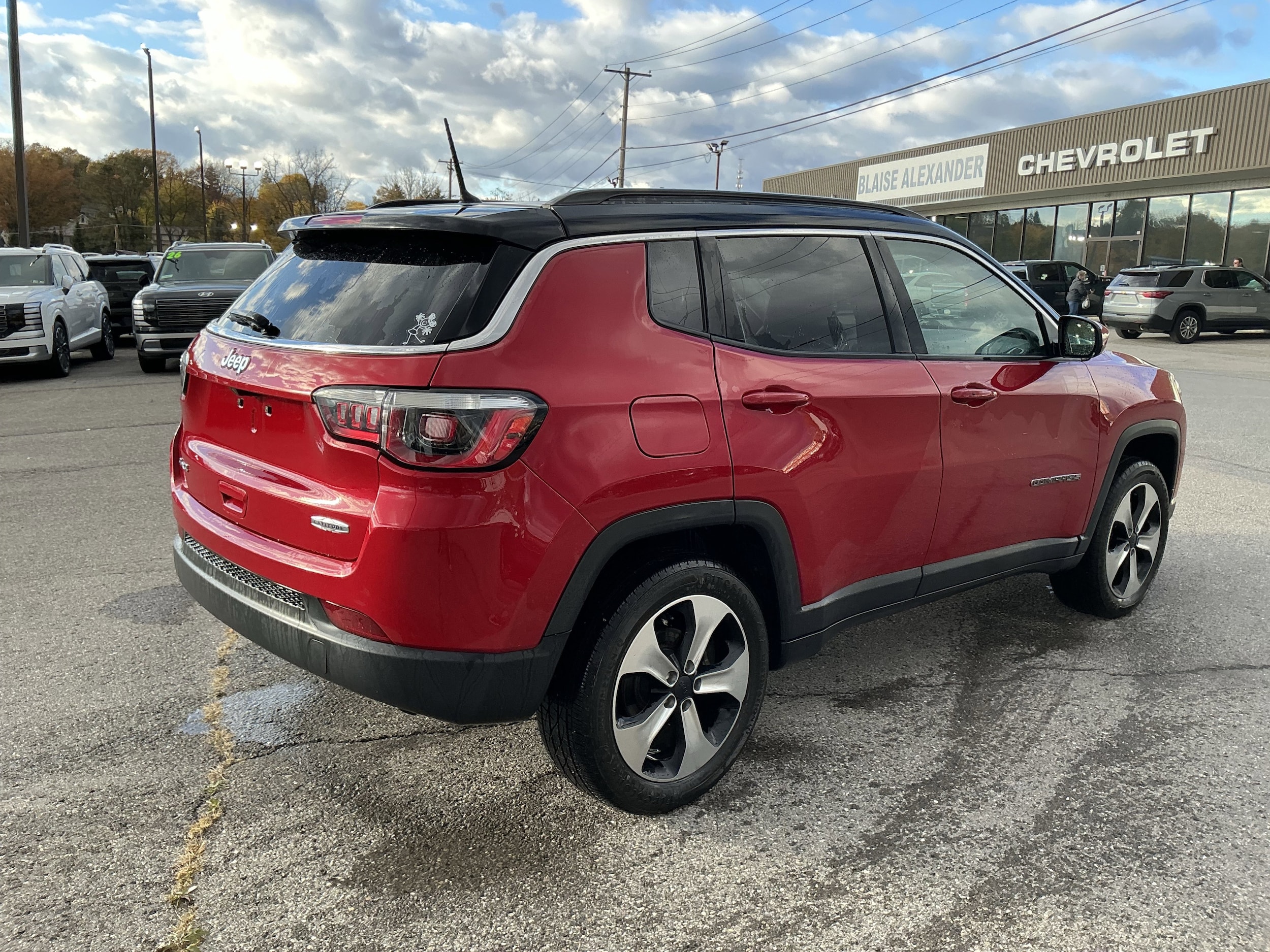 2018 Jeep Compass Latitude photo 3