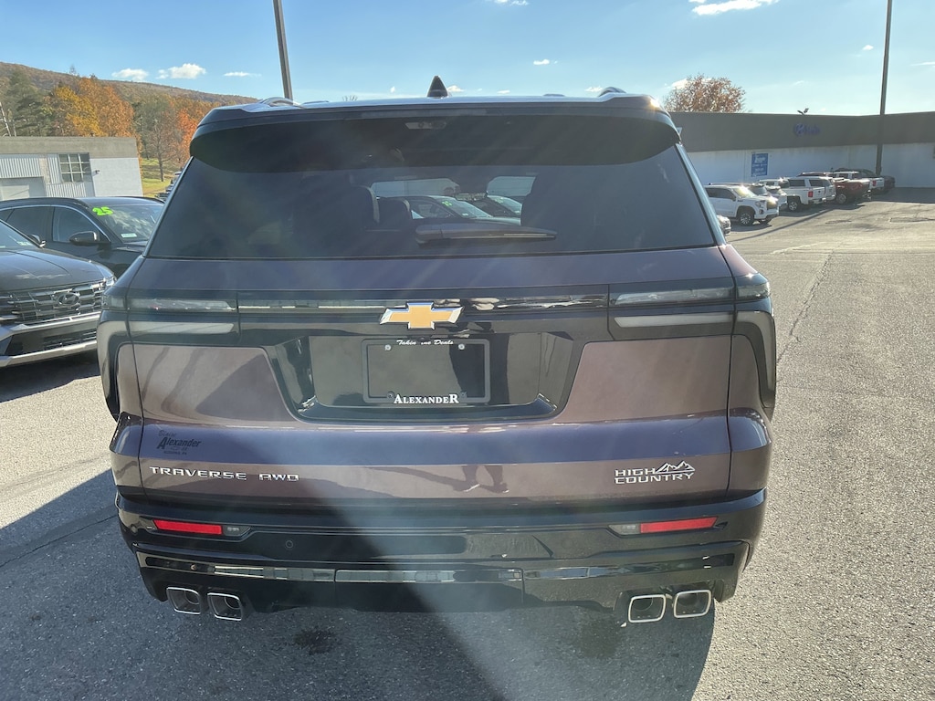 New 2026 Chevrolet Traverse High Country SUV