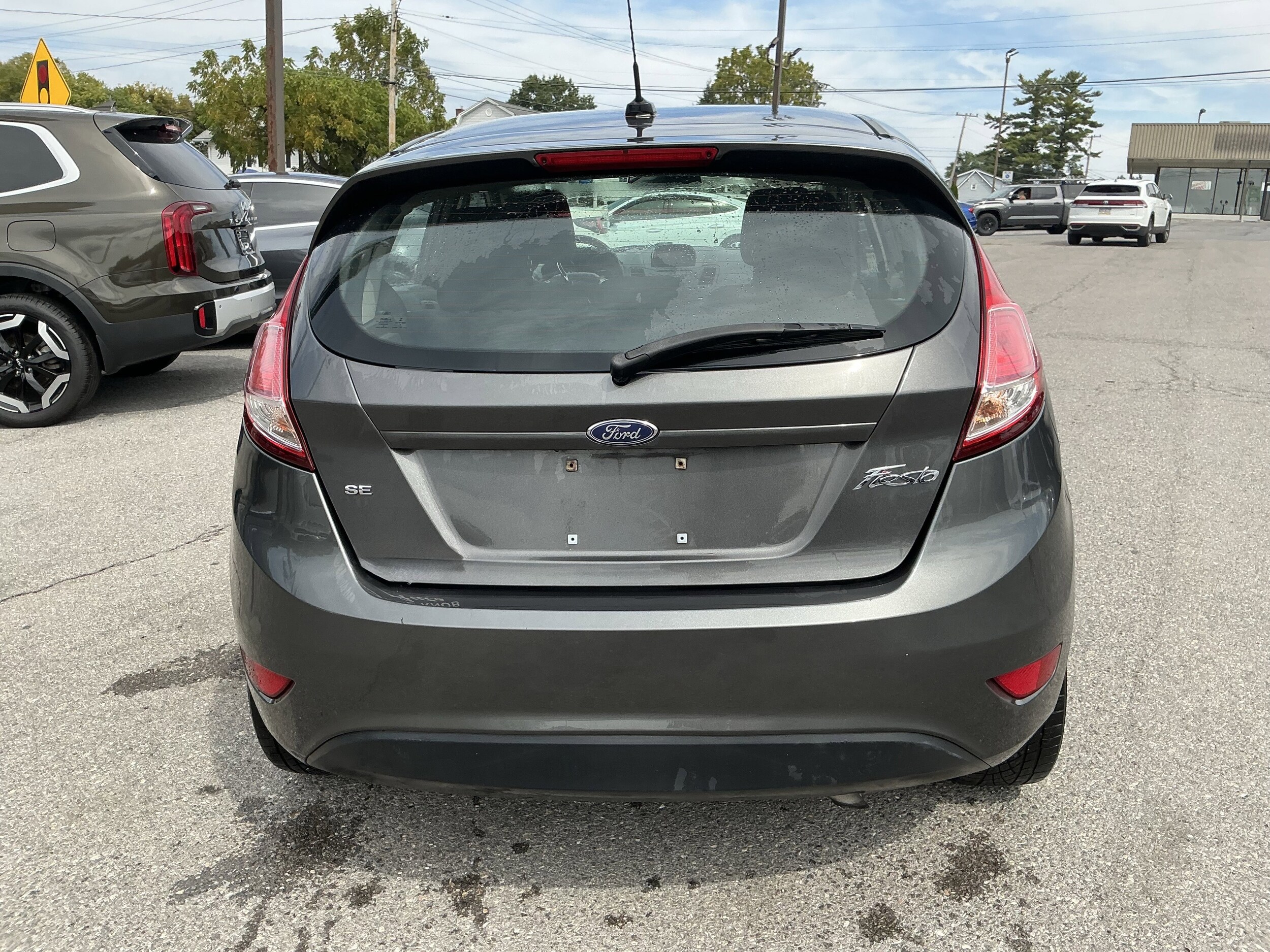 2017 Ford Fiesta SE photo 3