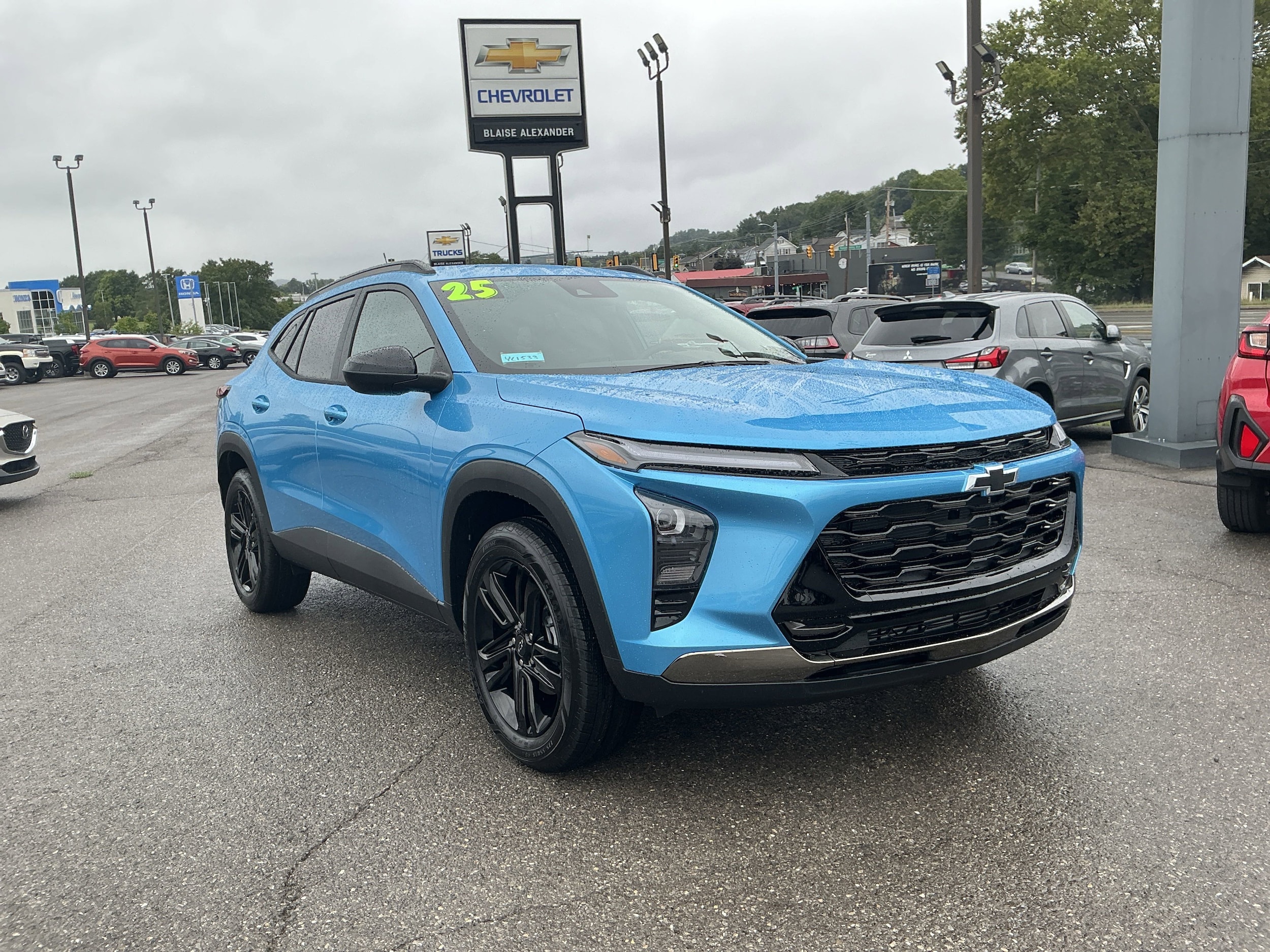 2025 Chevrolet Trax SUV 