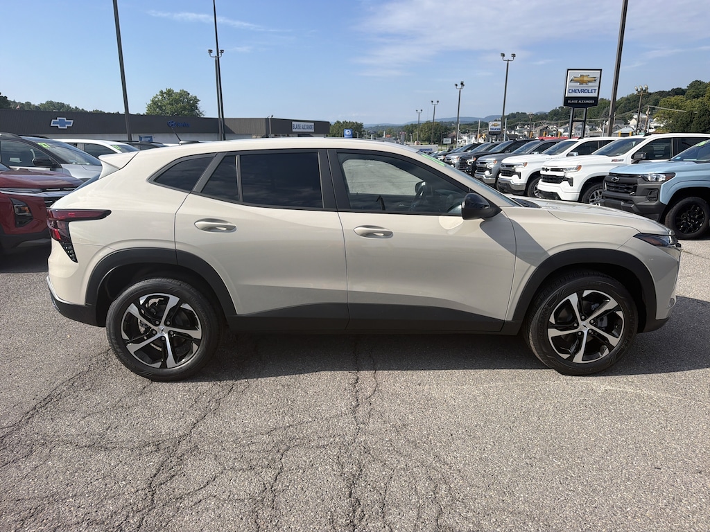New 2026 Chevrolet Trax 1RS SUV