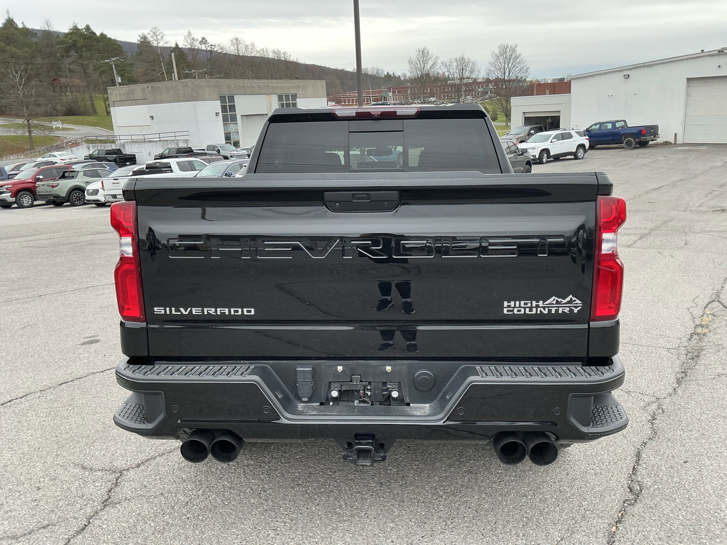 2021 Chevrolet Silverado 1500 High Country photo 4