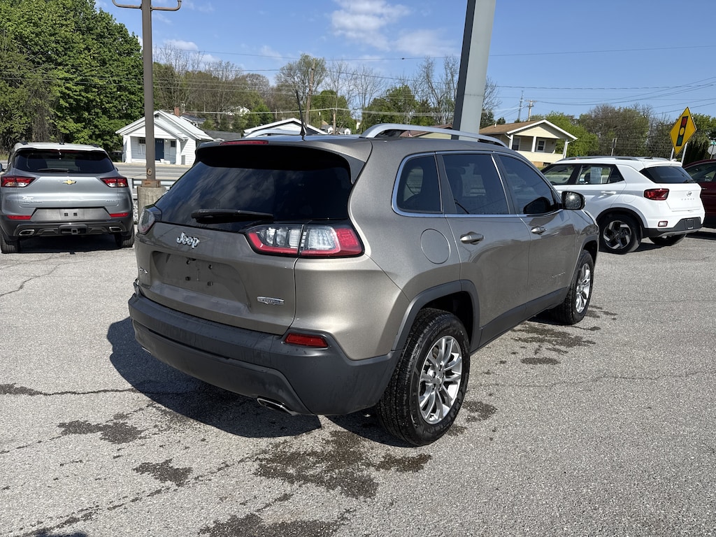 Used 2019 Jeep Cherokee Latitude Plus SUV