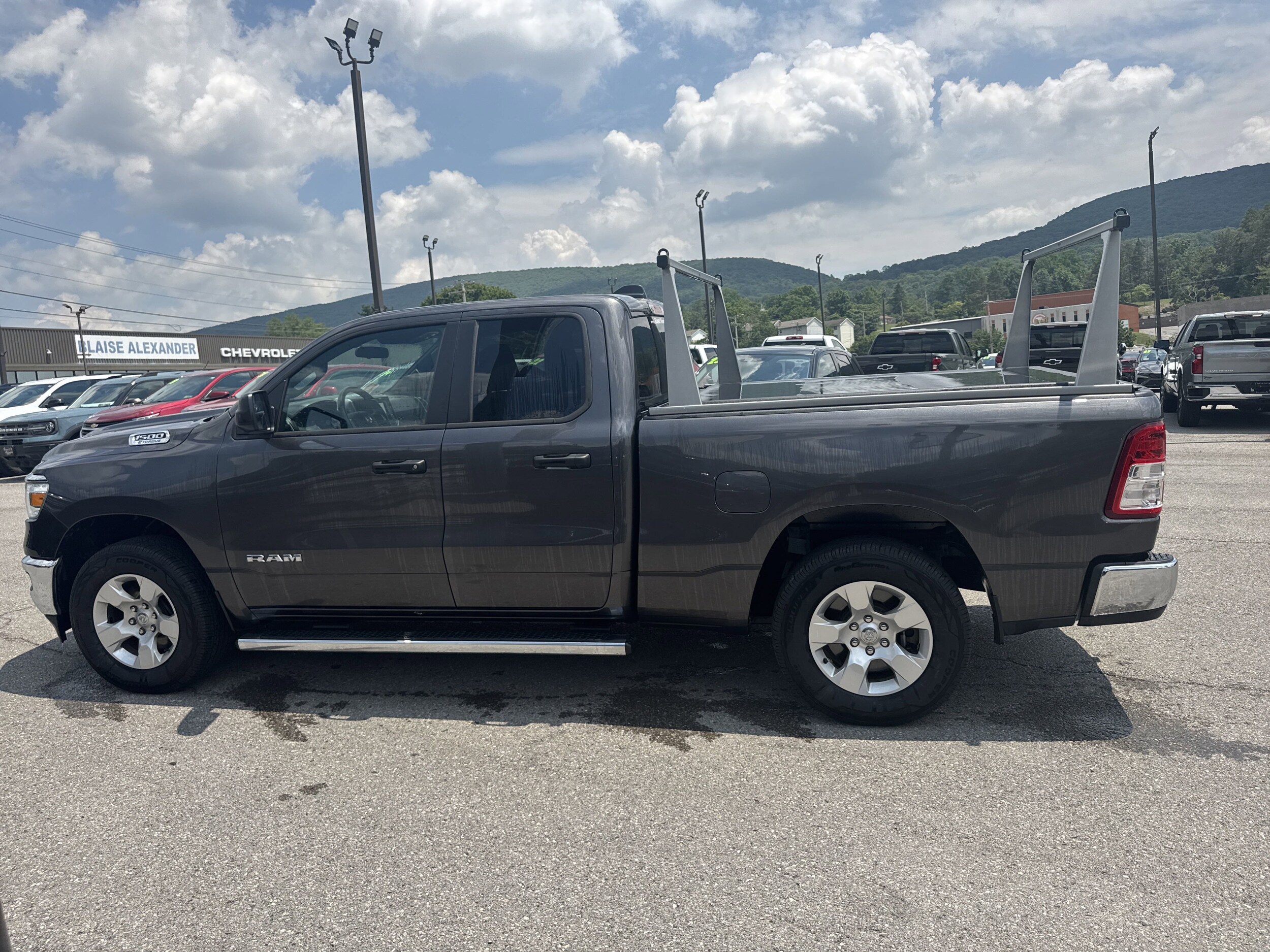 2024 Ram 1500 Big Horn photo 4