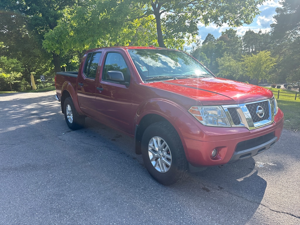 Used 2016 Nissan Frontier SV Truck Crew Cab