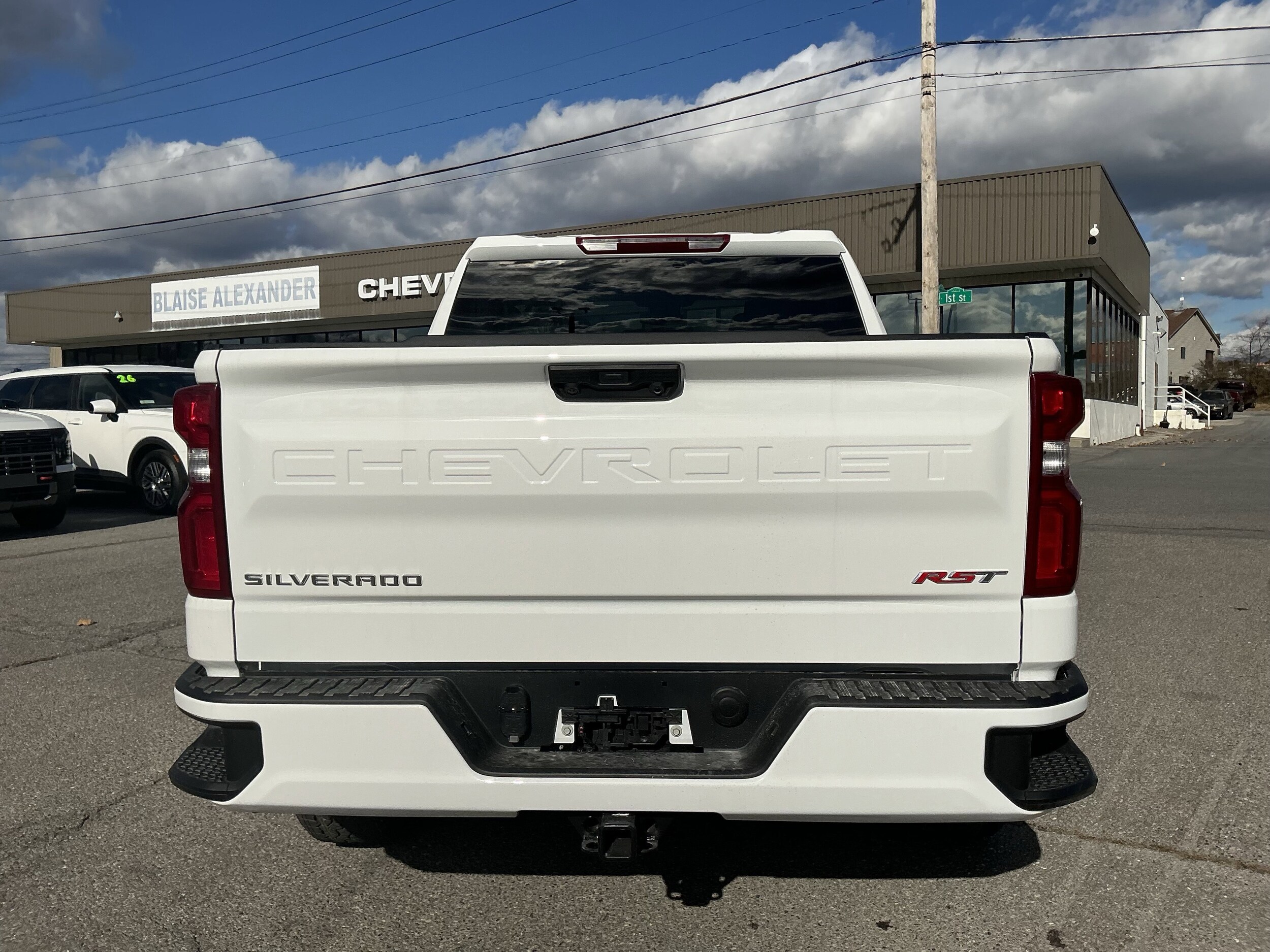 2026 Chevrolet Silverado 1500 RST photo 3