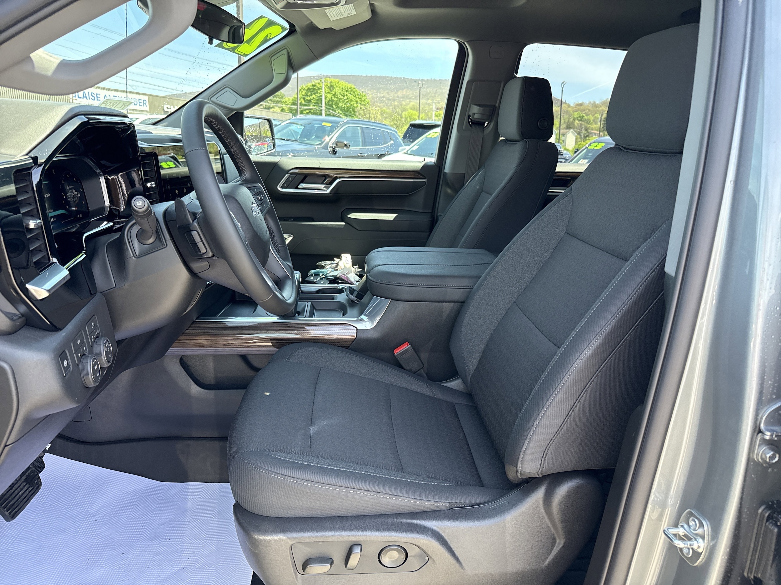 2026 Chevrolet Silverado 1500 RST - Photo 14