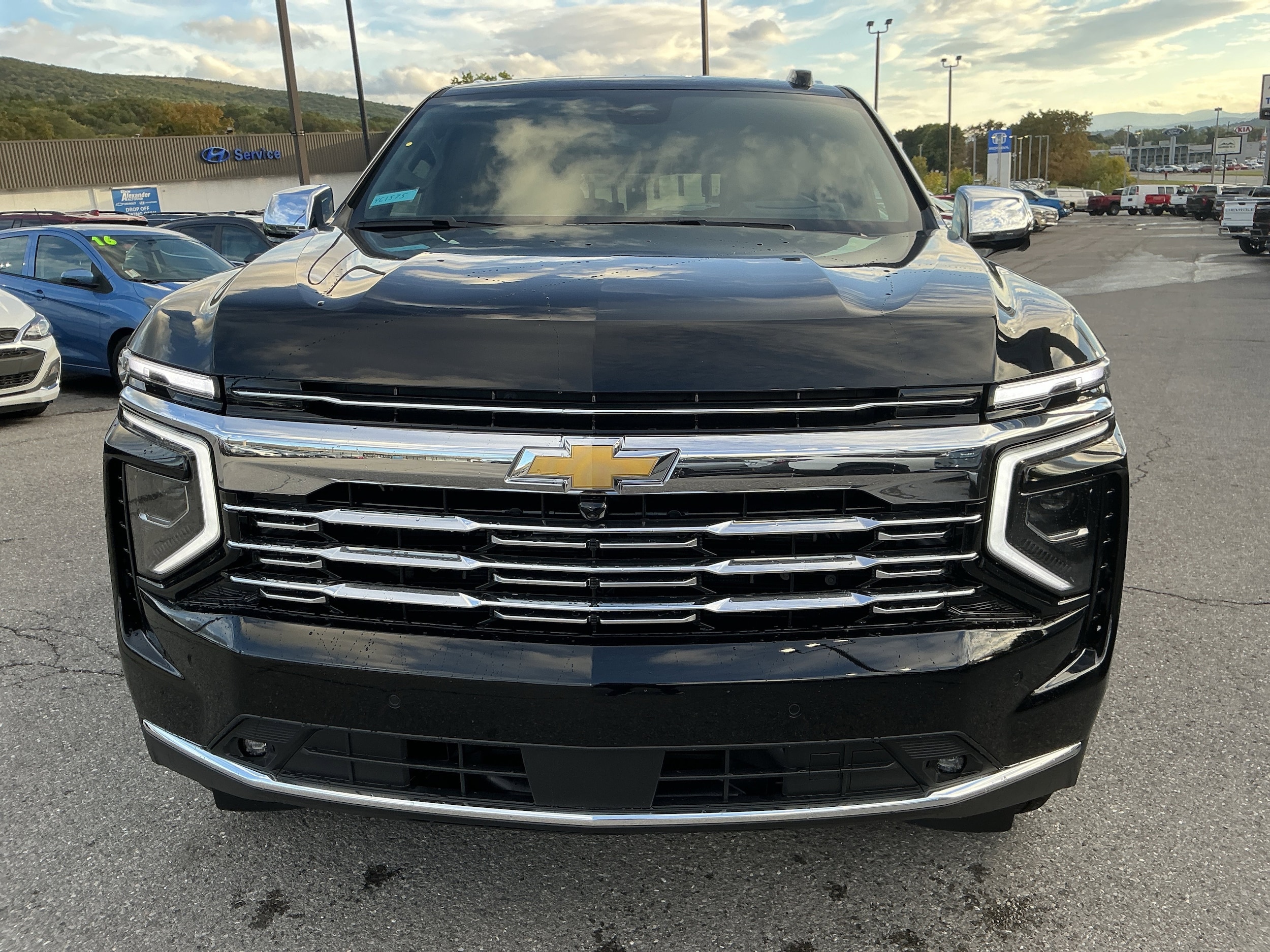 2026 Chevrolet Tahoe Premier - Photo 9