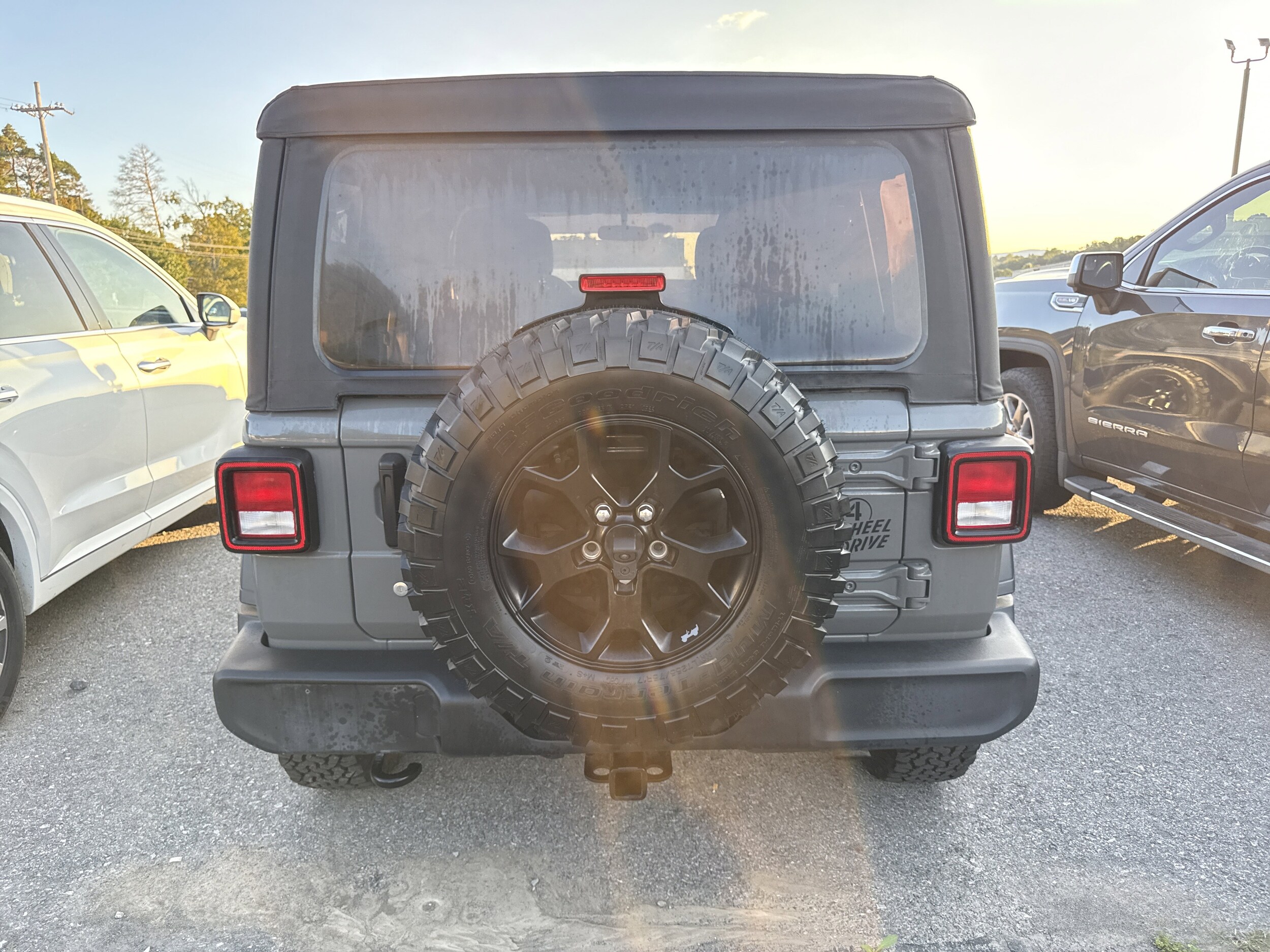2022 Jeep Wrangler Unlimited Willys Sport photo 3