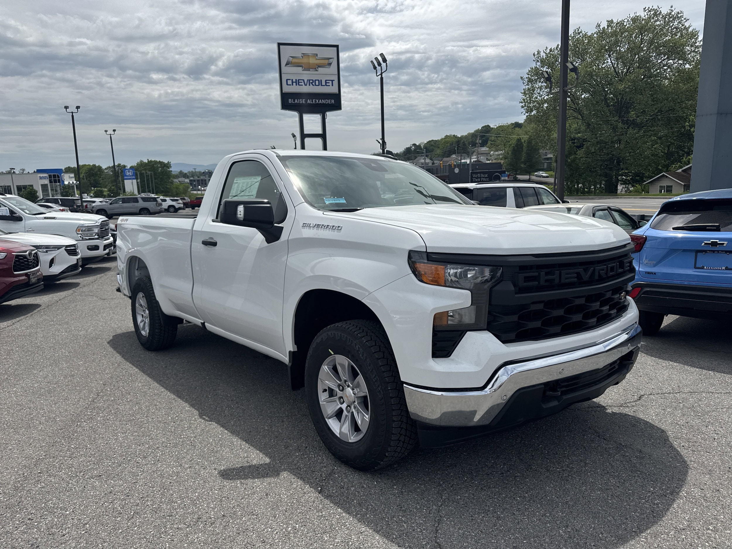 2025 Chevrolet Silverado 1500 WT