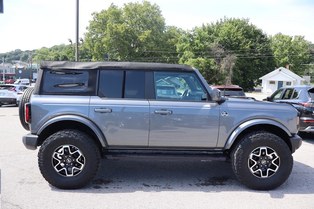 Used 2024 Ford Bronco Outer Banks SUV