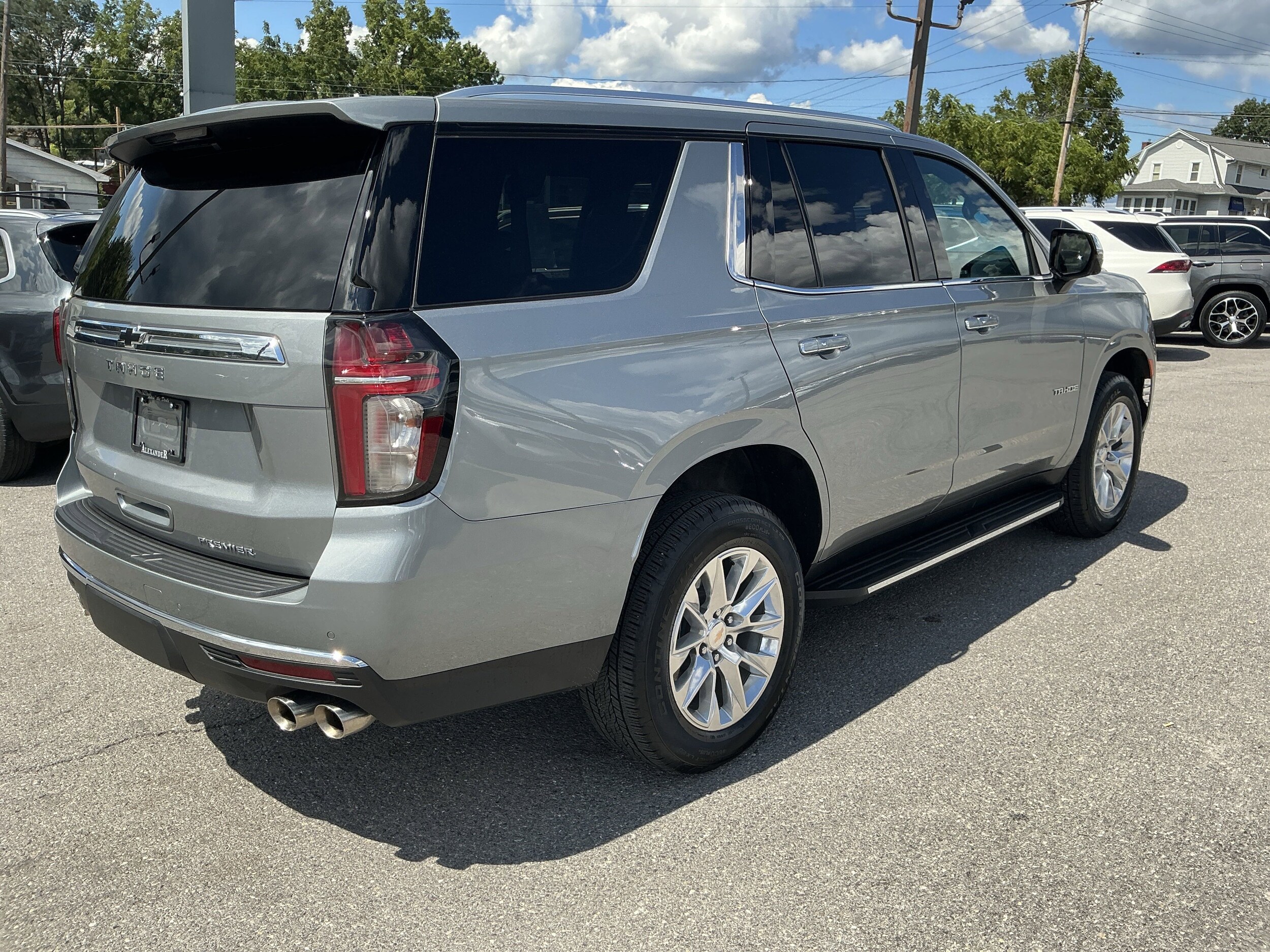 2024 Chevrolet Tahoe Premier photo 3