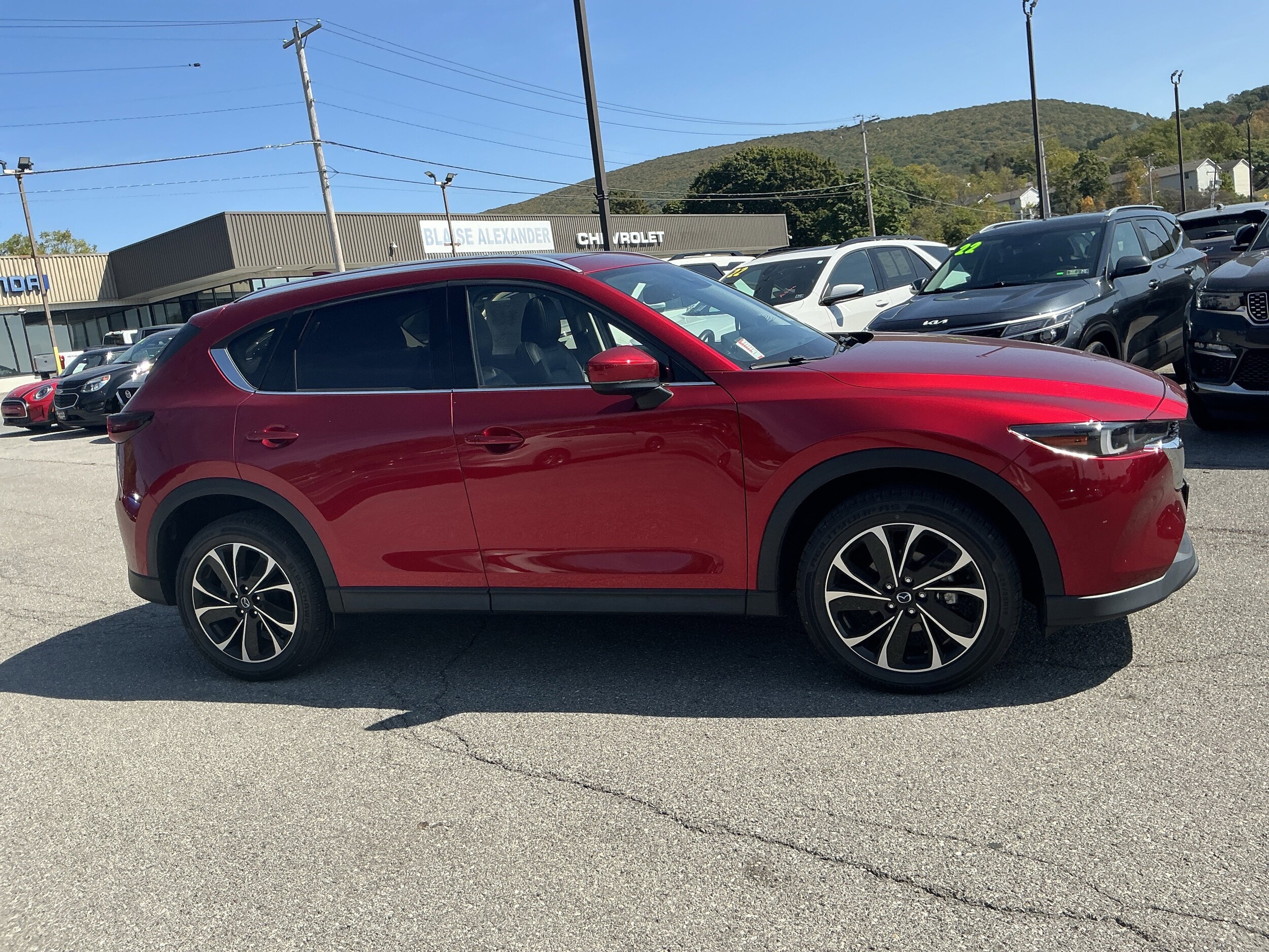 2022 Mazda CX-5 2.5 S Premium photo 2