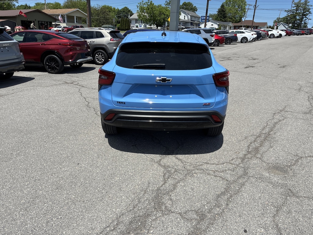 Used 2024 Chevrolet Trax 1RS SUV