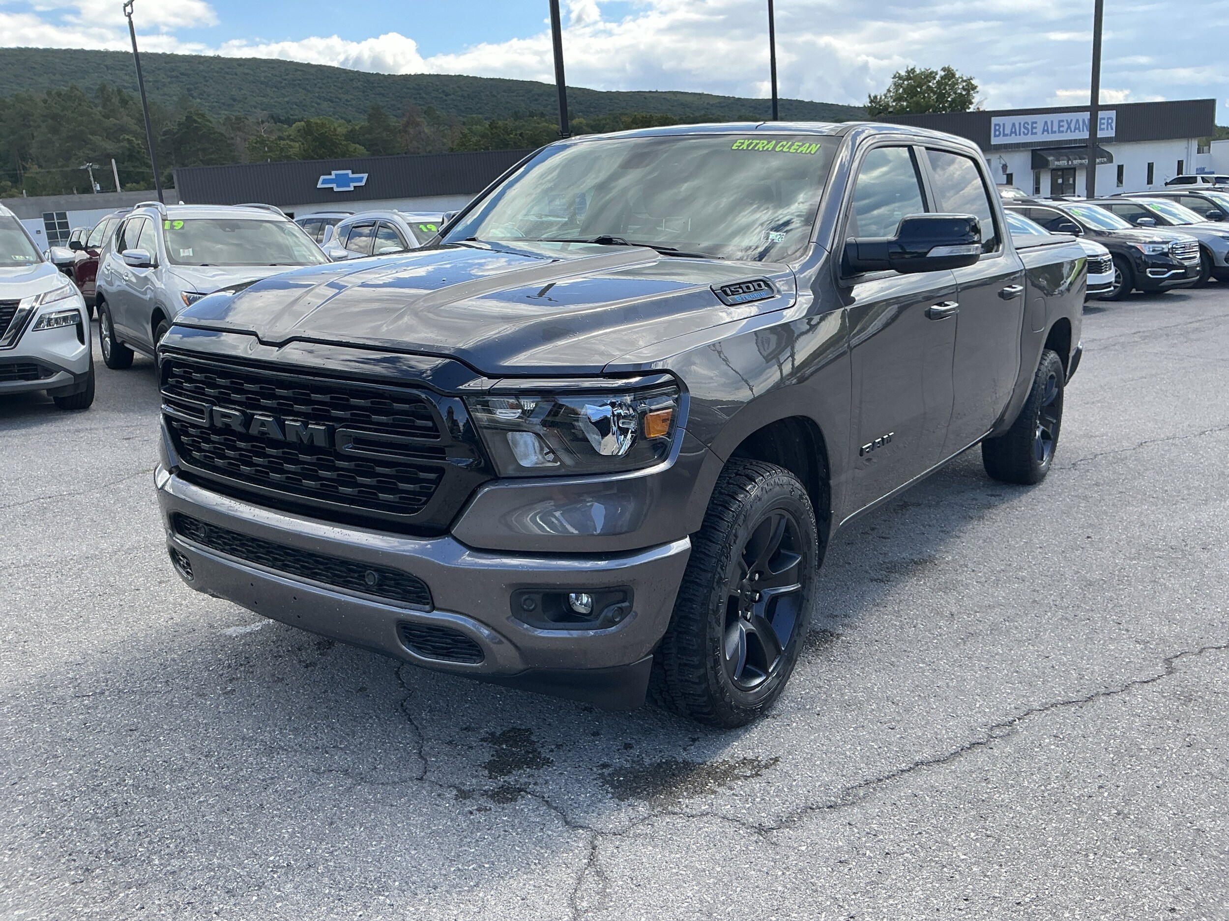 2022 Ram 1500 Big Horn photo 3