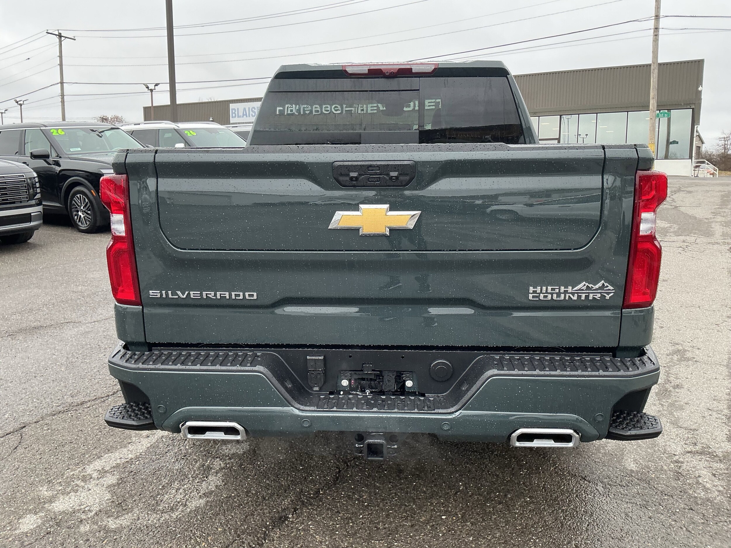 2026 Chevrolet Silverado 1500 High Country photo 4