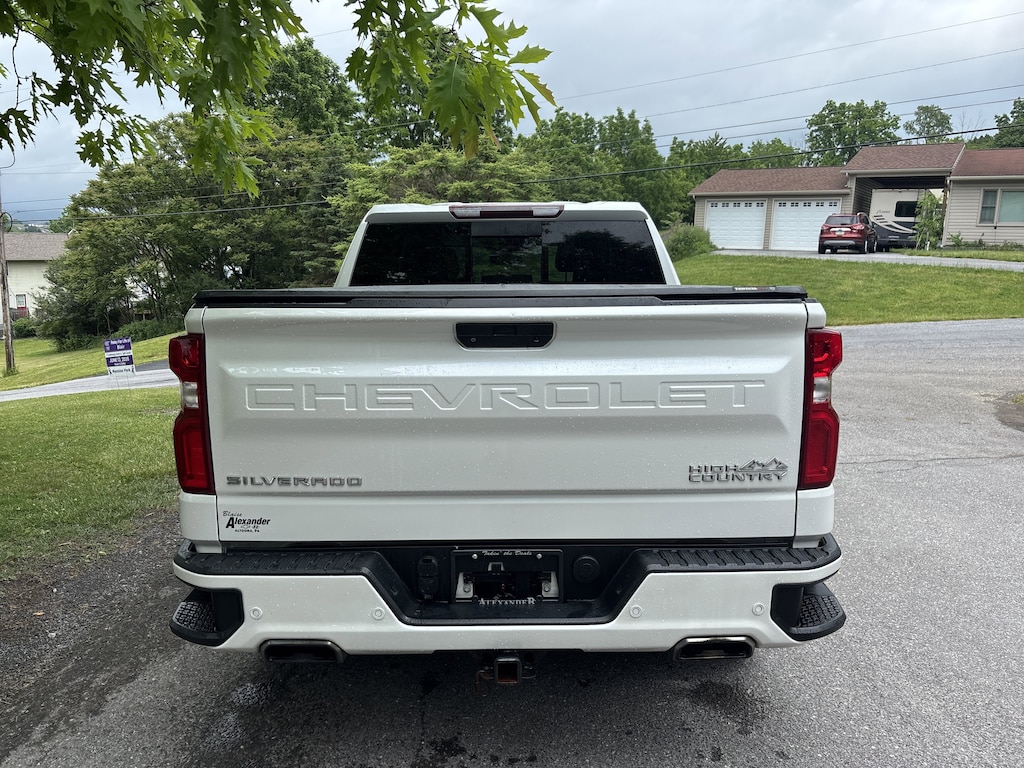 Used 2022 Chevrolet Silverado 1500 LTD High Country Truck Crew Cab