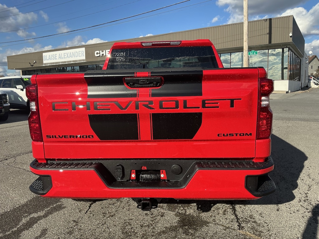 New 2026 Chevrolet Silverado 1500 Custom Truck