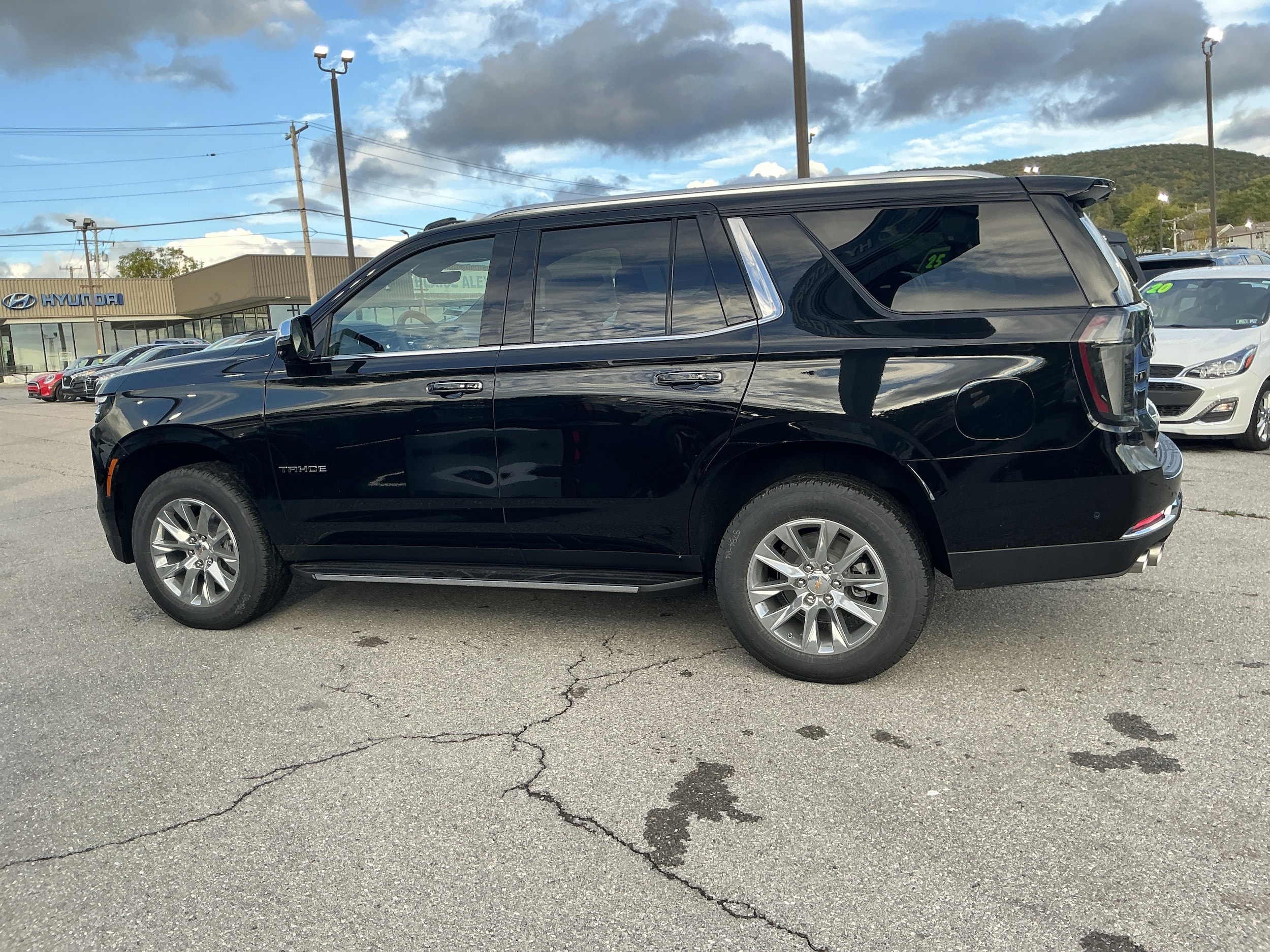 2026 Chevrolet Tahoe Premier - Photo 7