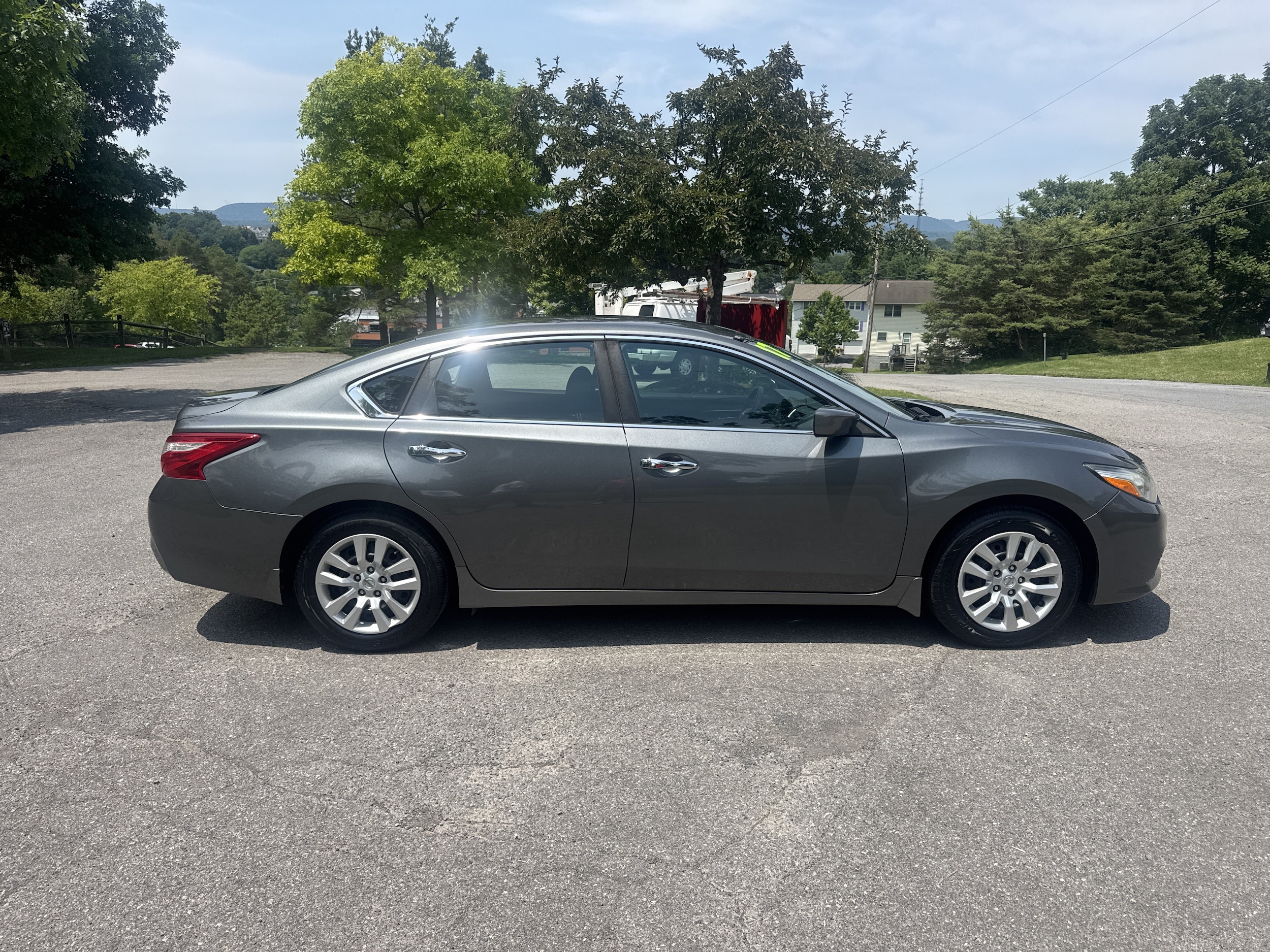 Used 2017 Nissan Altima S with VIN 1N4AL3AP9HC168101 for sale in Altoona, PA
