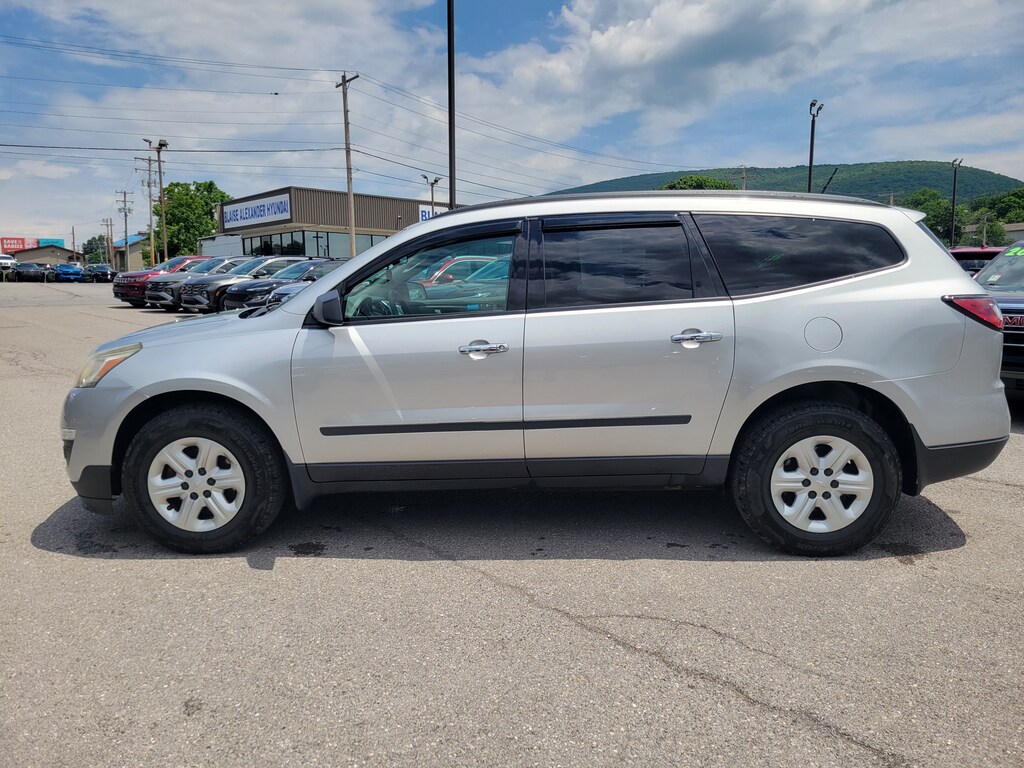 Used 2017 Chevrolet Traverse LS SUV