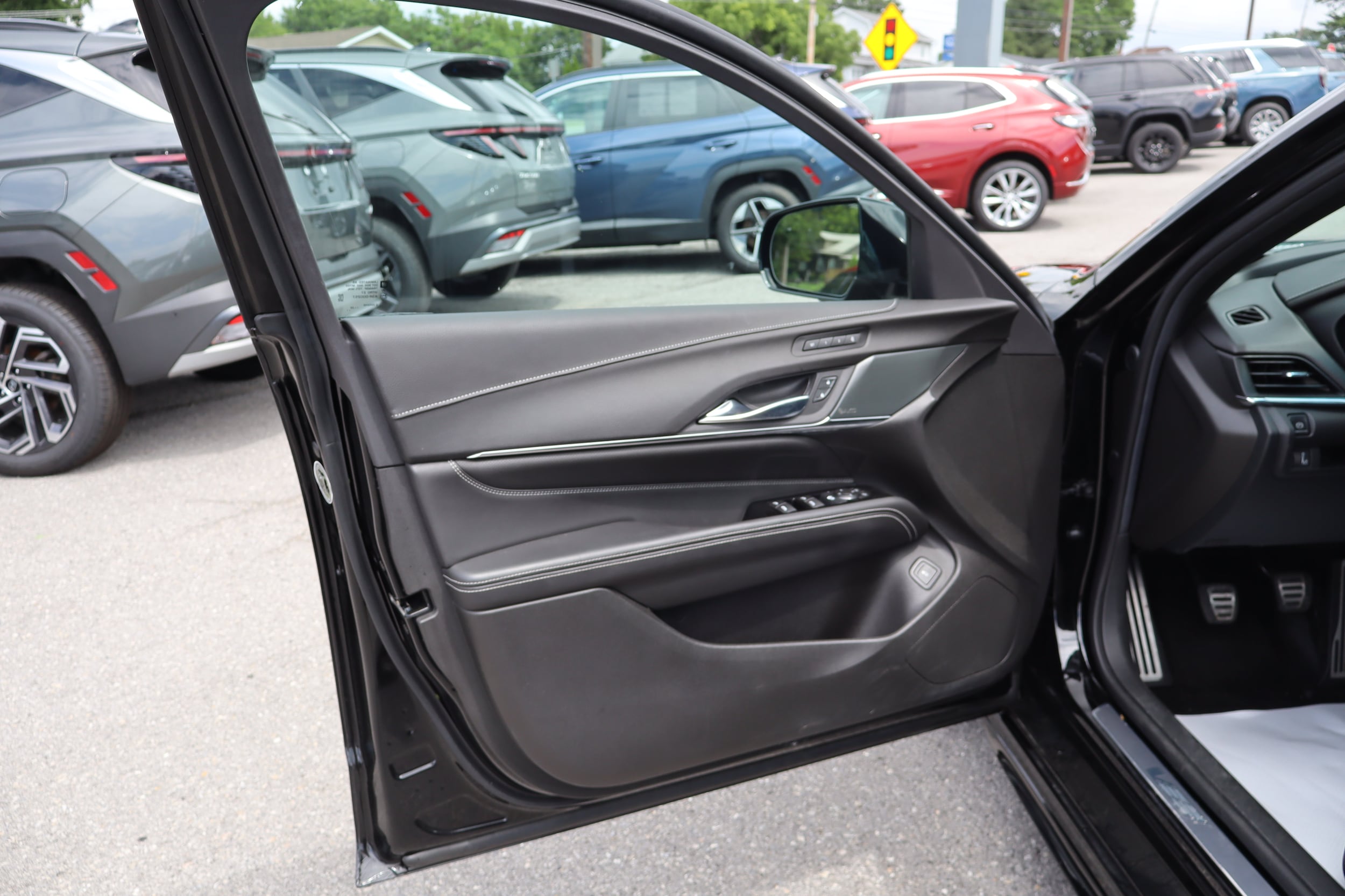 2023 Cadillac CT4 V-Series Blackwing - Photo 18