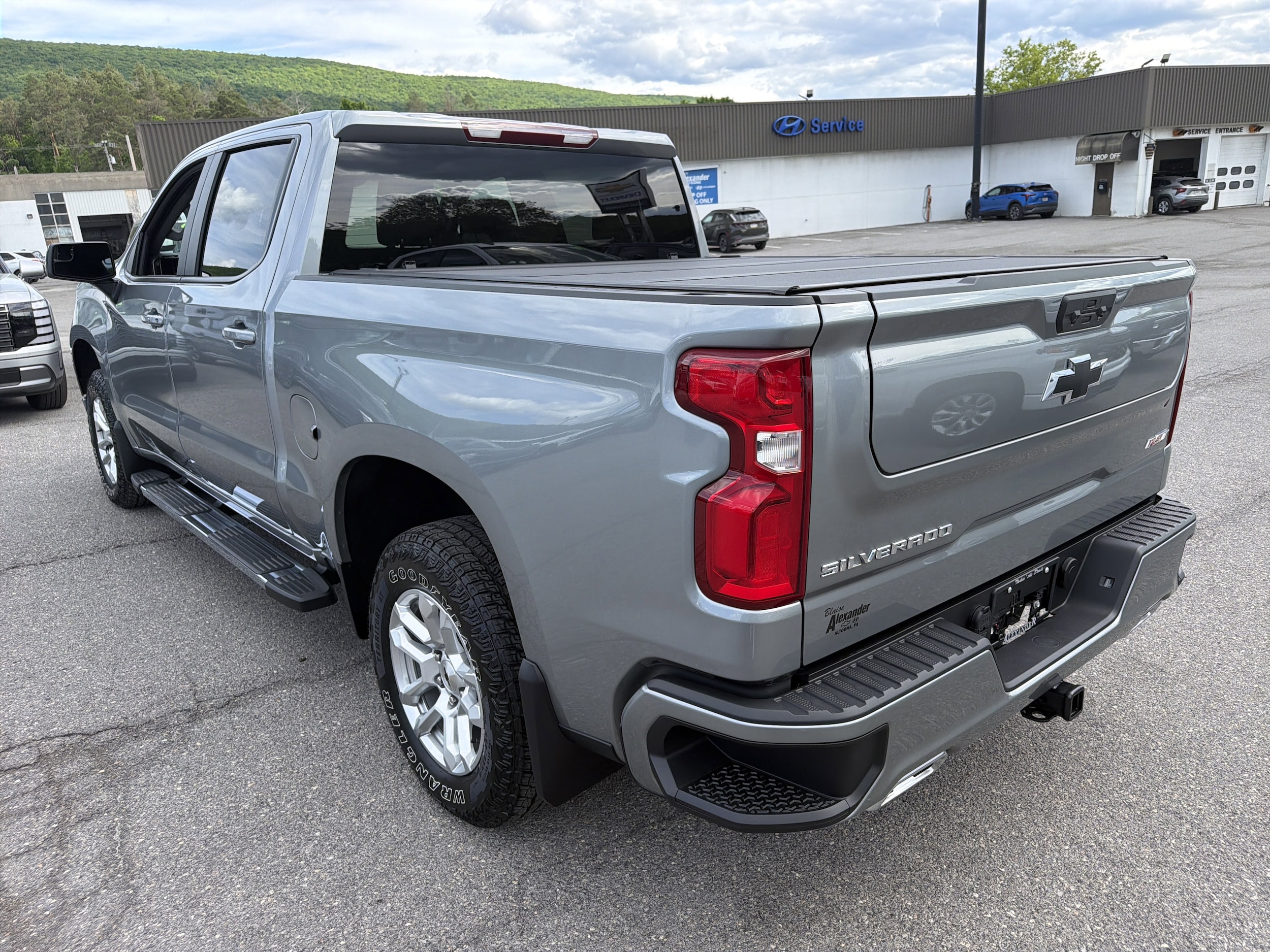 2026 Chevrolet Silverado 1500 RST - Photo 6