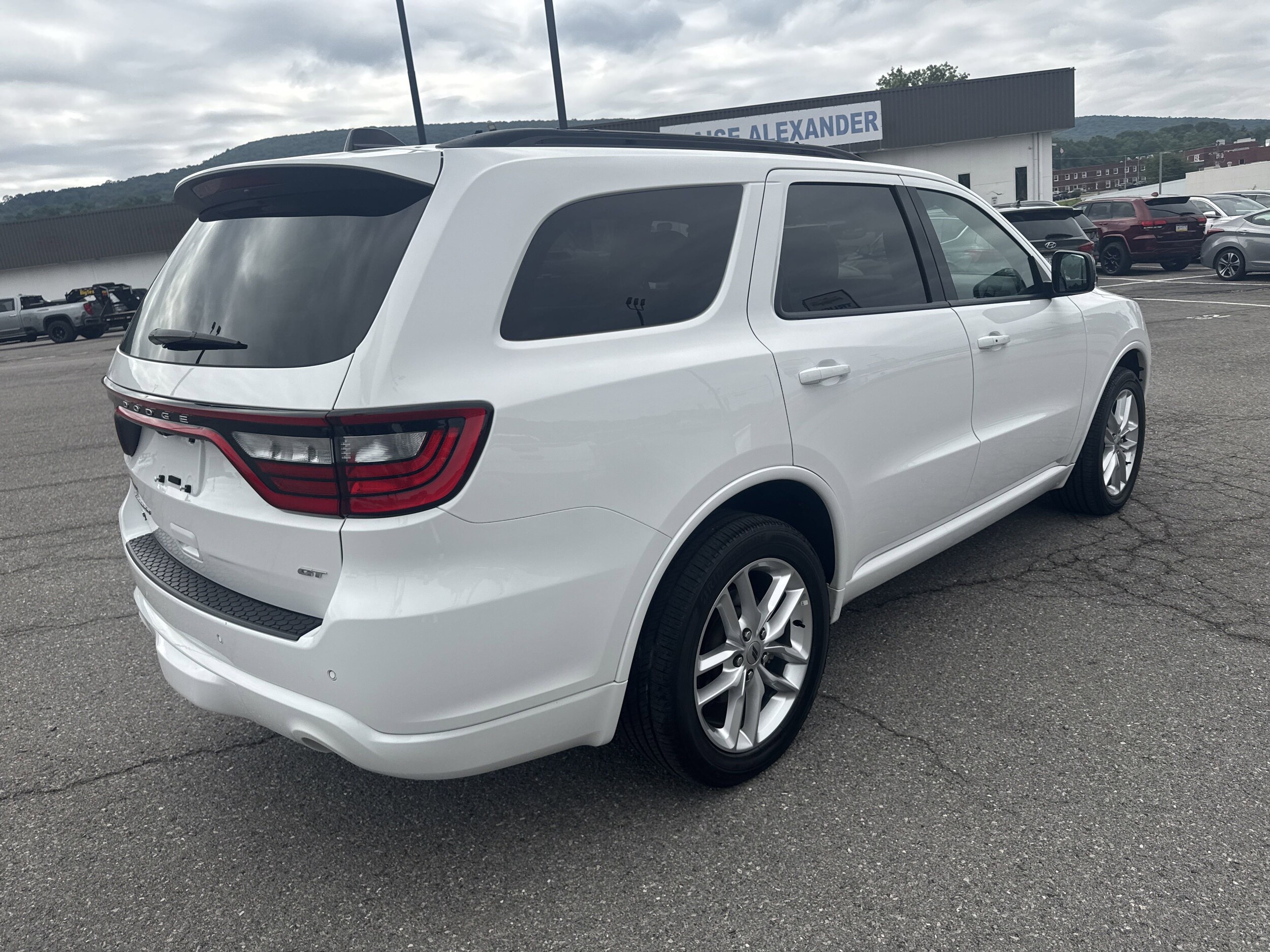 2024 Dodge Durango GT Plus photo 3