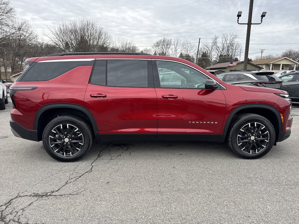 New 2026 Chevrolet Traverse LT SUV