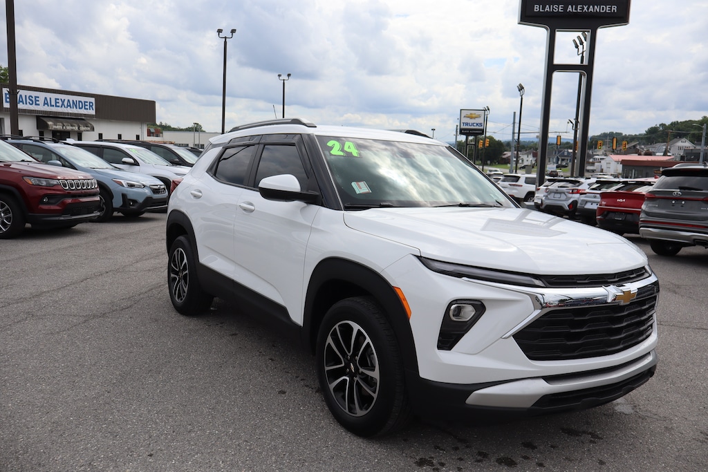 Used 2024 Chevrolet Trailblazer LT SUV