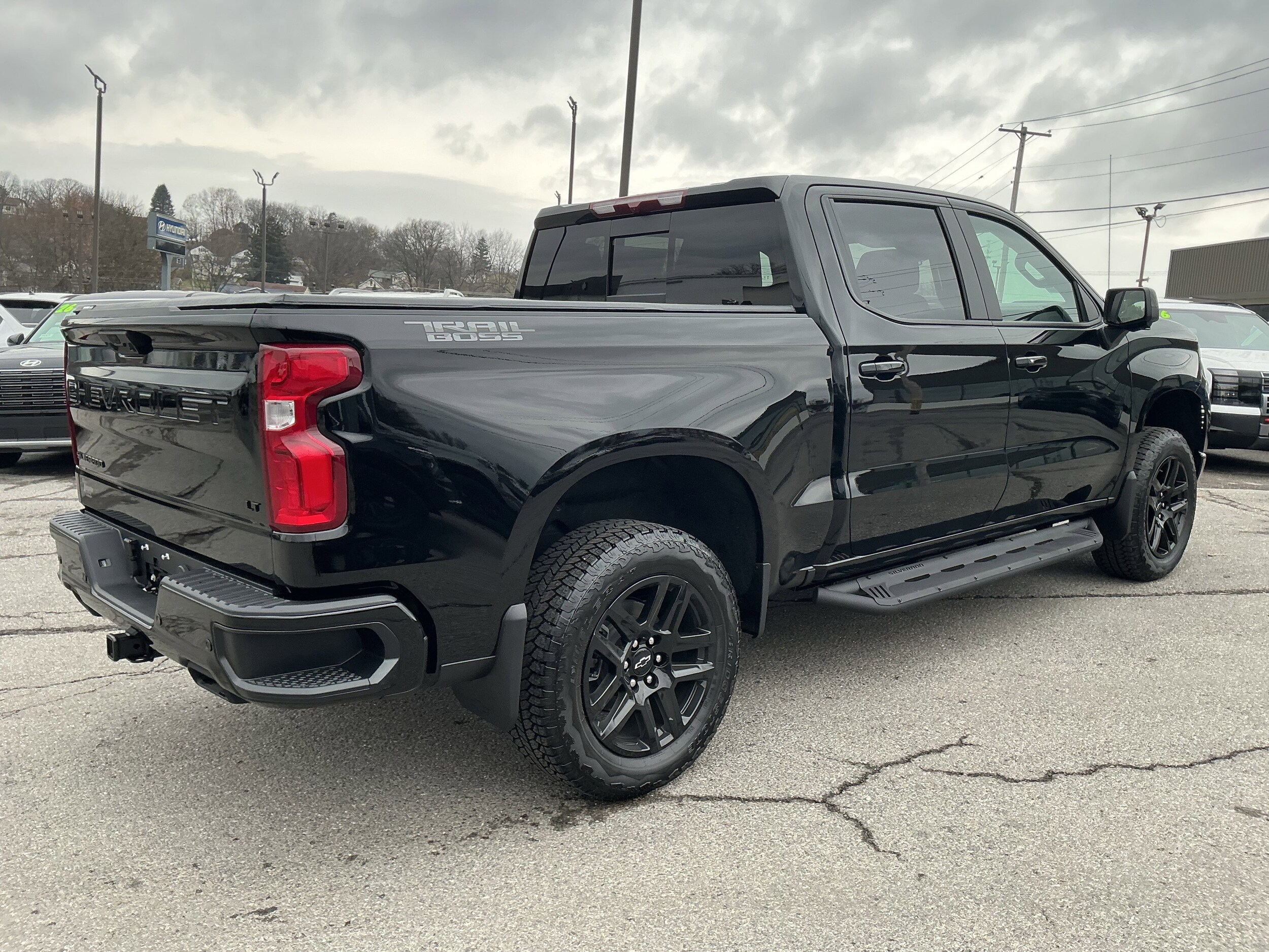 2026 Chevrolet Silverado 1500 LT Trail Boss photo 3