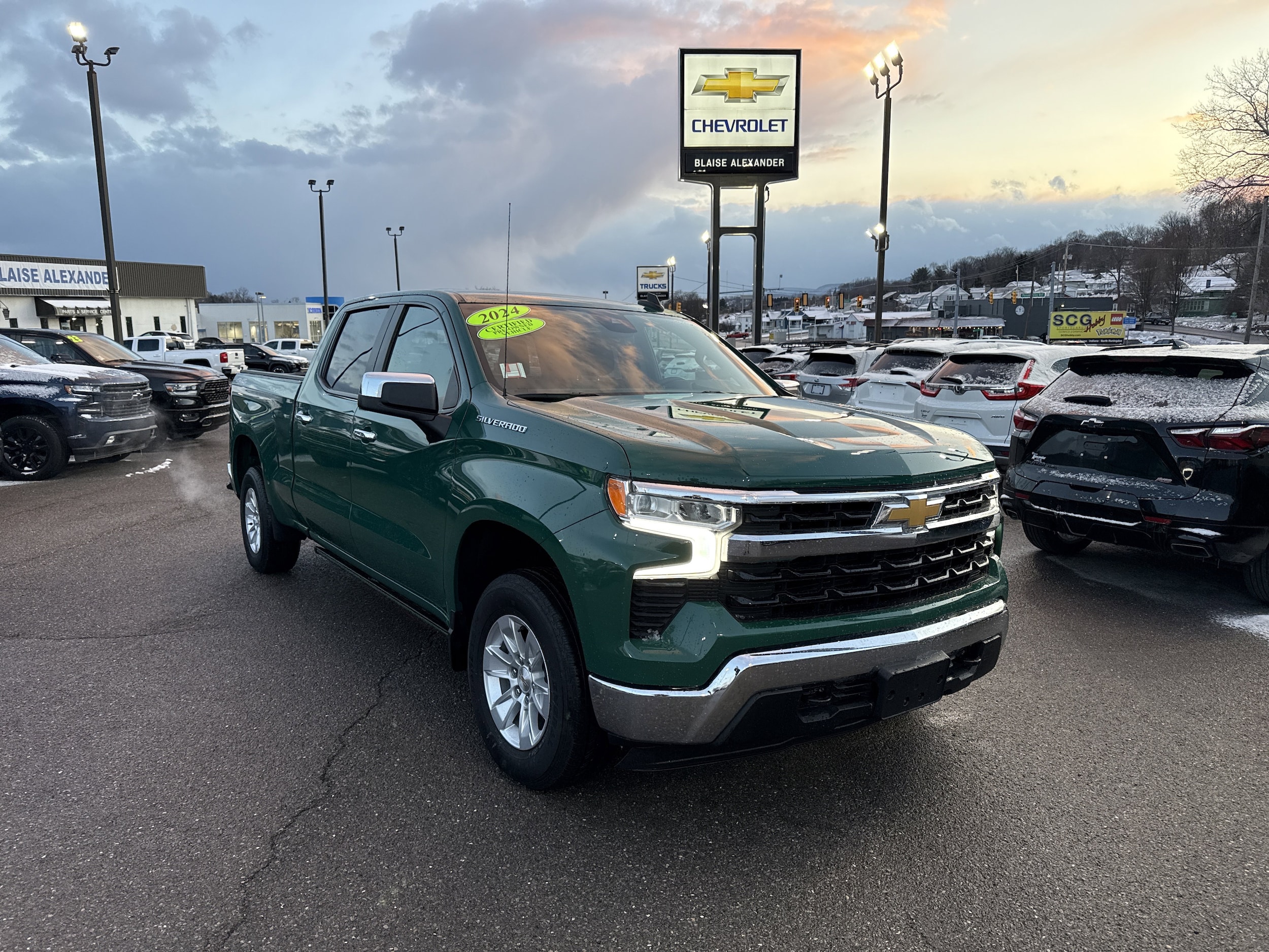 2024 Chevrolet Silverado 1500 Truck Crew Cab 