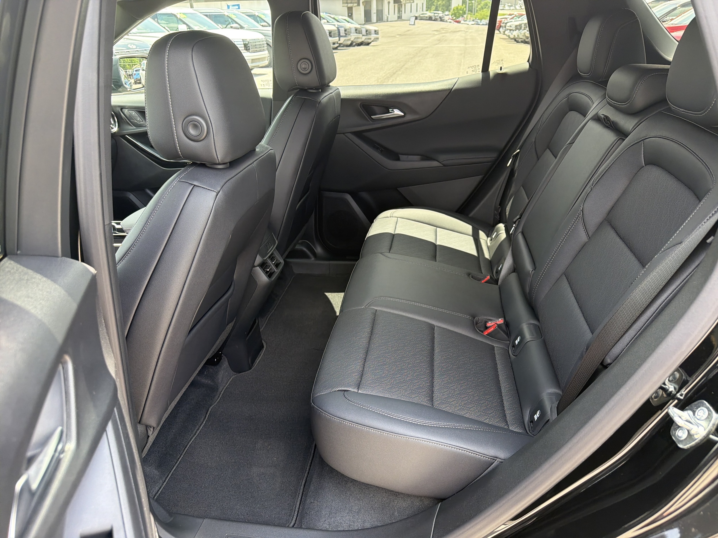 2026 Chevrolet Equinox LT - Photo 14