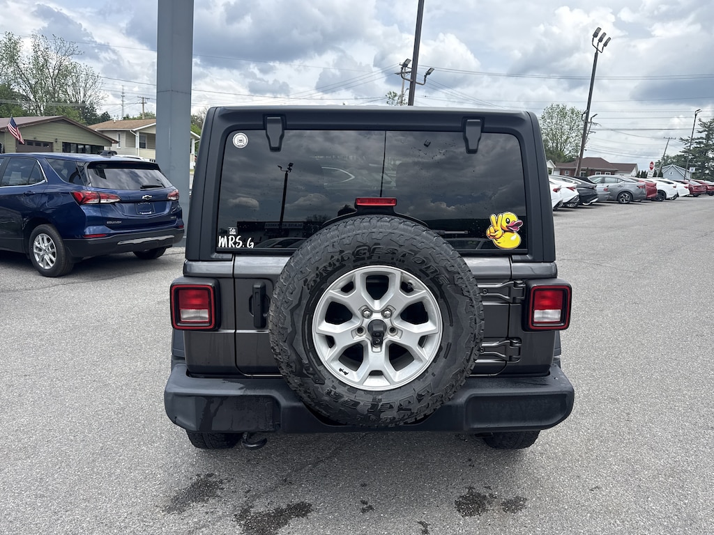 Used 2021 Jeep Wrangler Unlimited Islander SUV