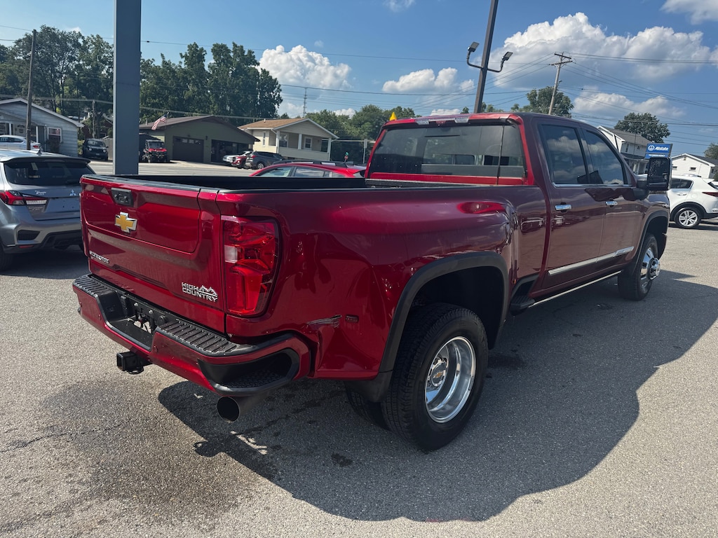 Used 2024 Chevrolet Silverado 3500 HD High Country DRW Truck Crew Cab