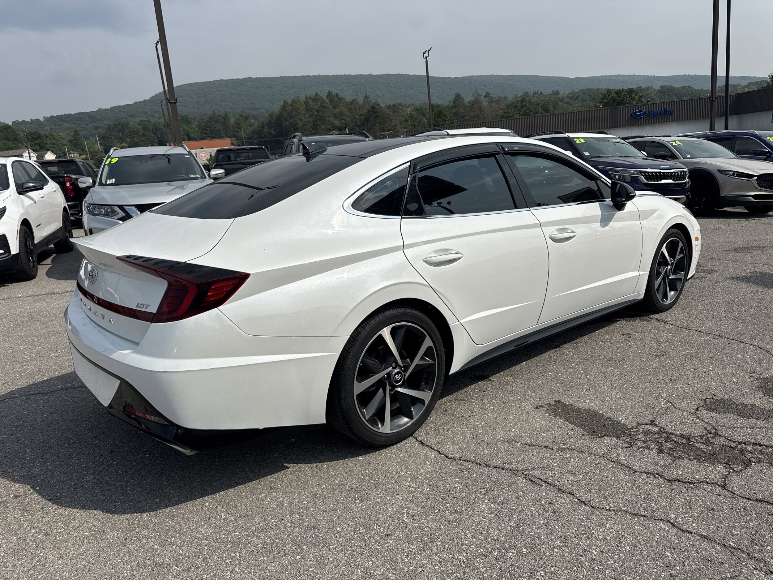 2022 Hyundai Sonata SEL Plus photo 3