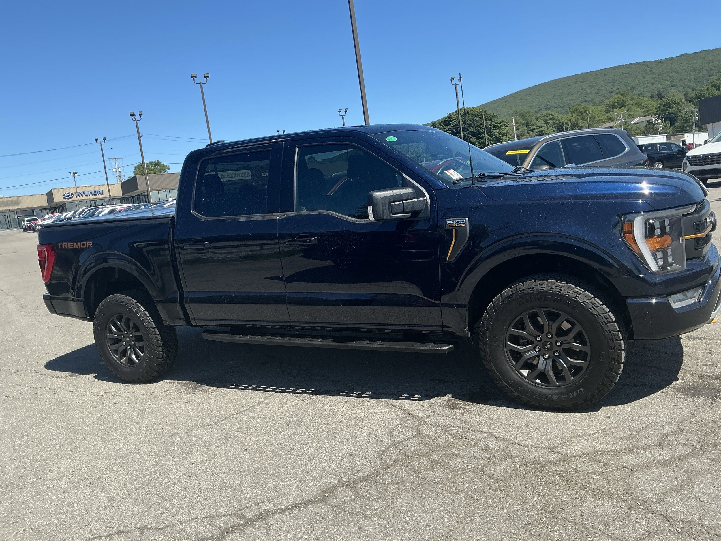 2023 Ford F-150 Tremor photo 2