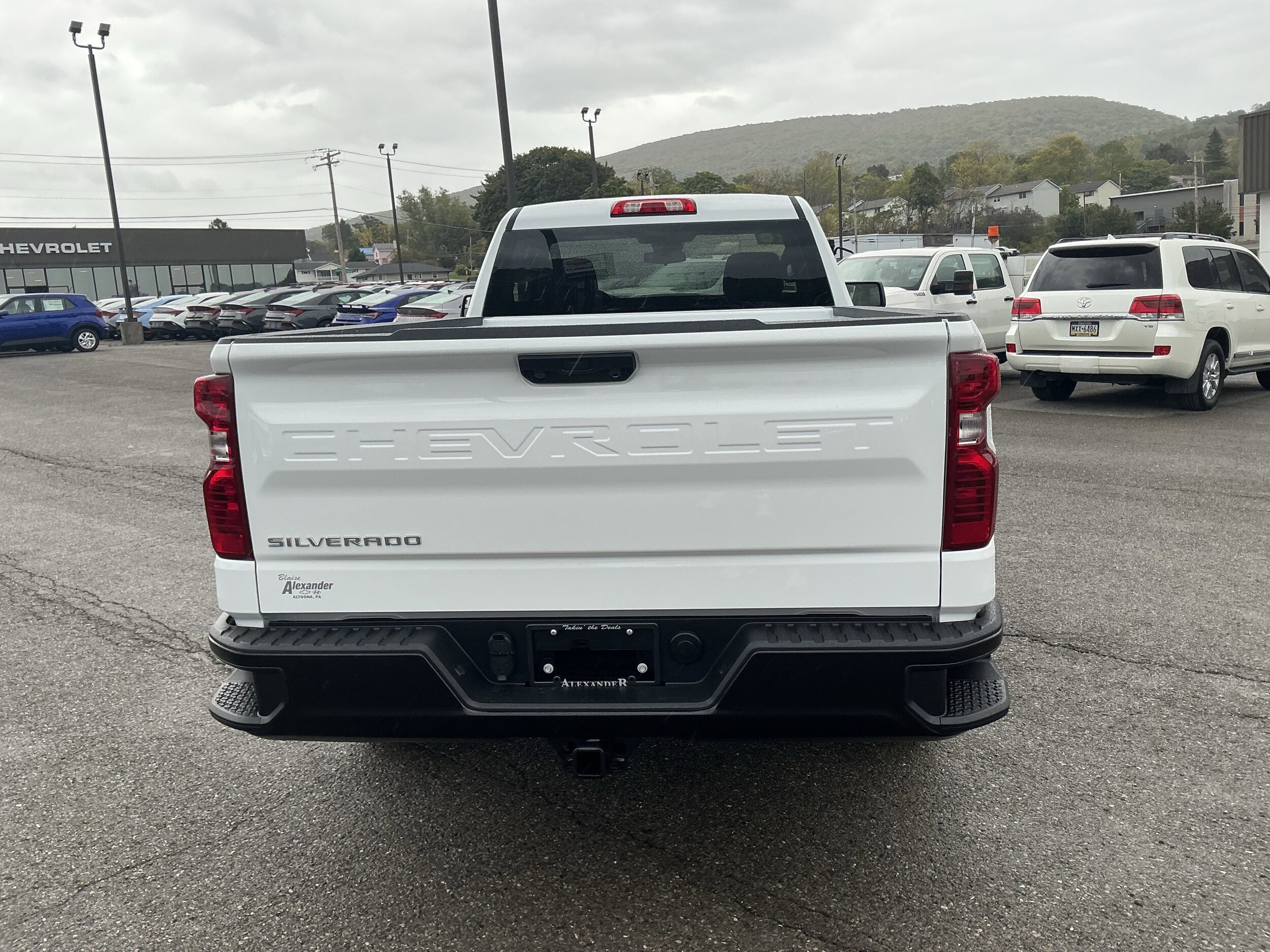 2026 Chevrolet Silverado 1500 Work Truck photo 4