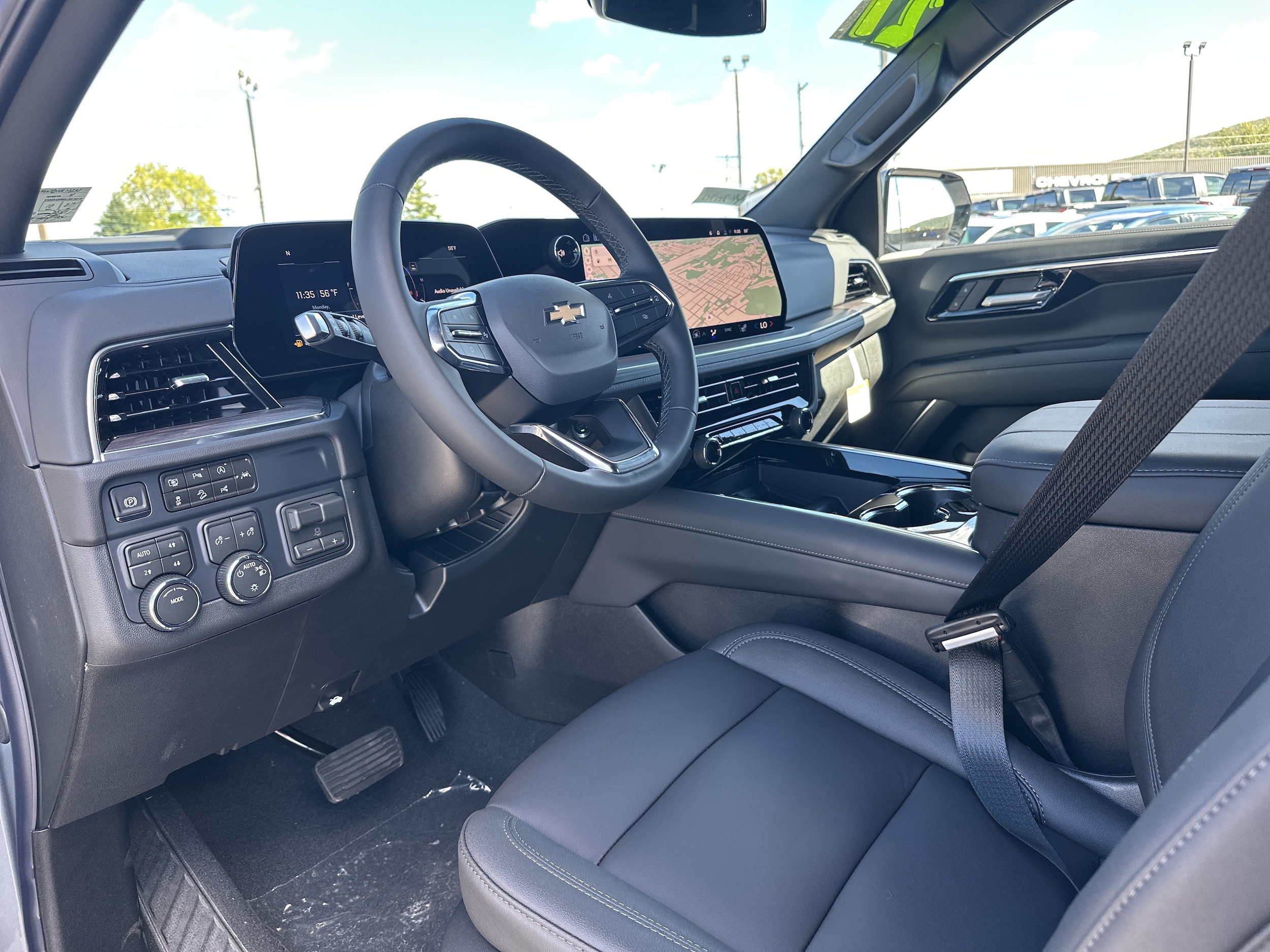 2027 Chevrolet Tahoe LT - Photo 19