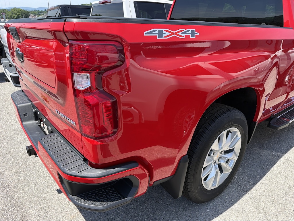 New 2026 Chevrolet Silverado 1500 Custom Truck
