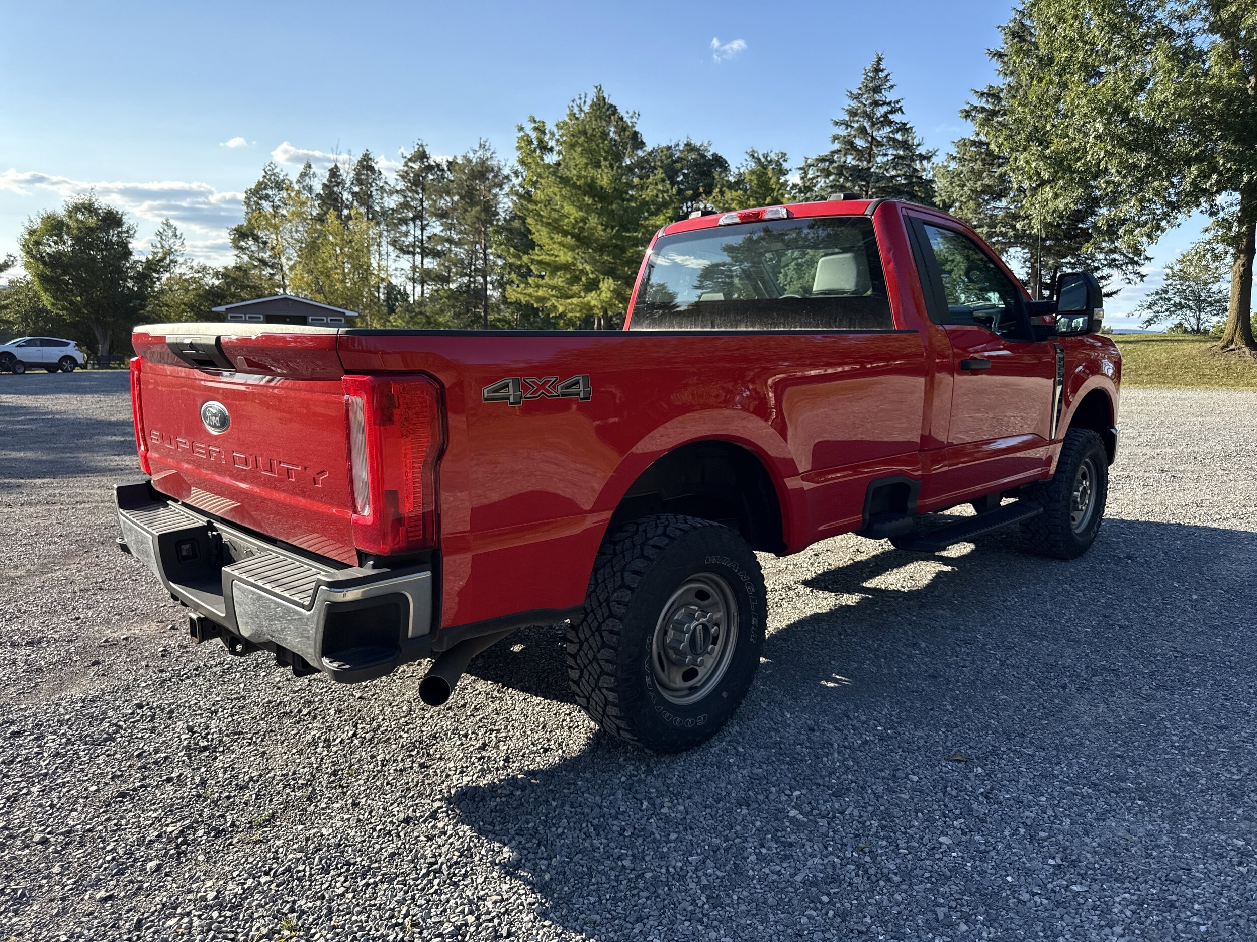 2023 Ford F-250 XL photo 3