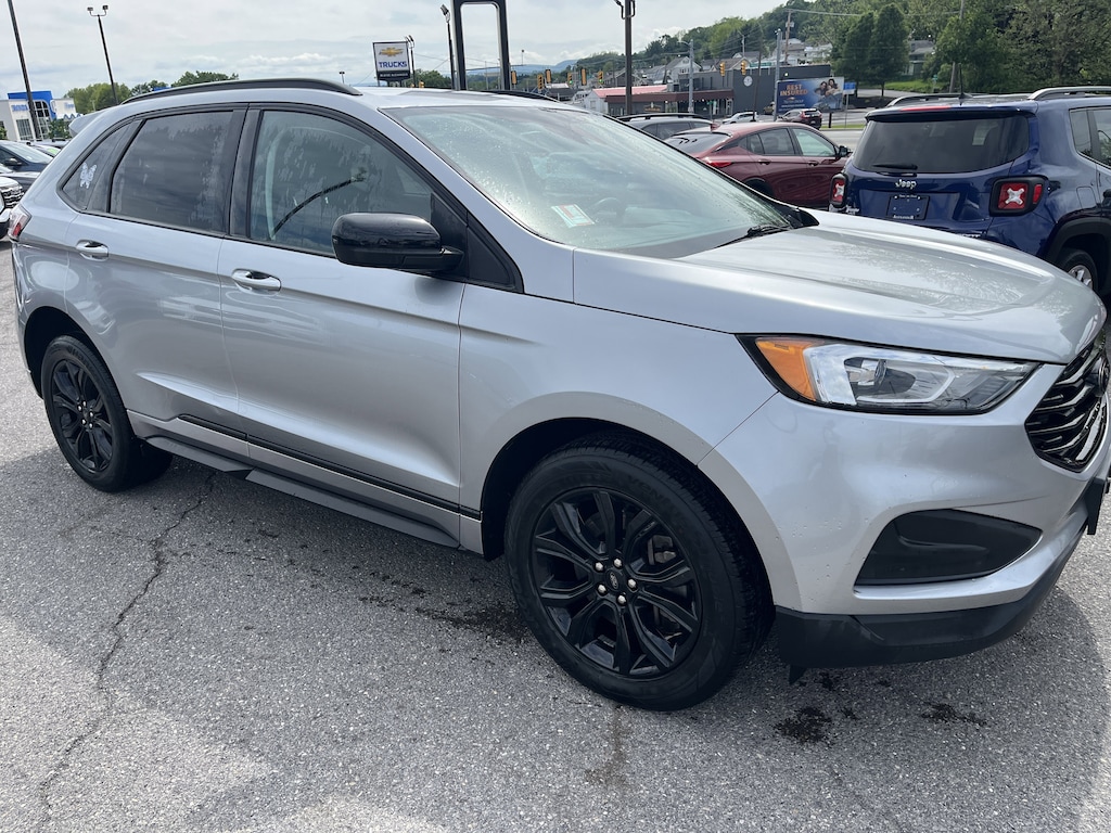 Used 2022 Ford Edge SE SUV